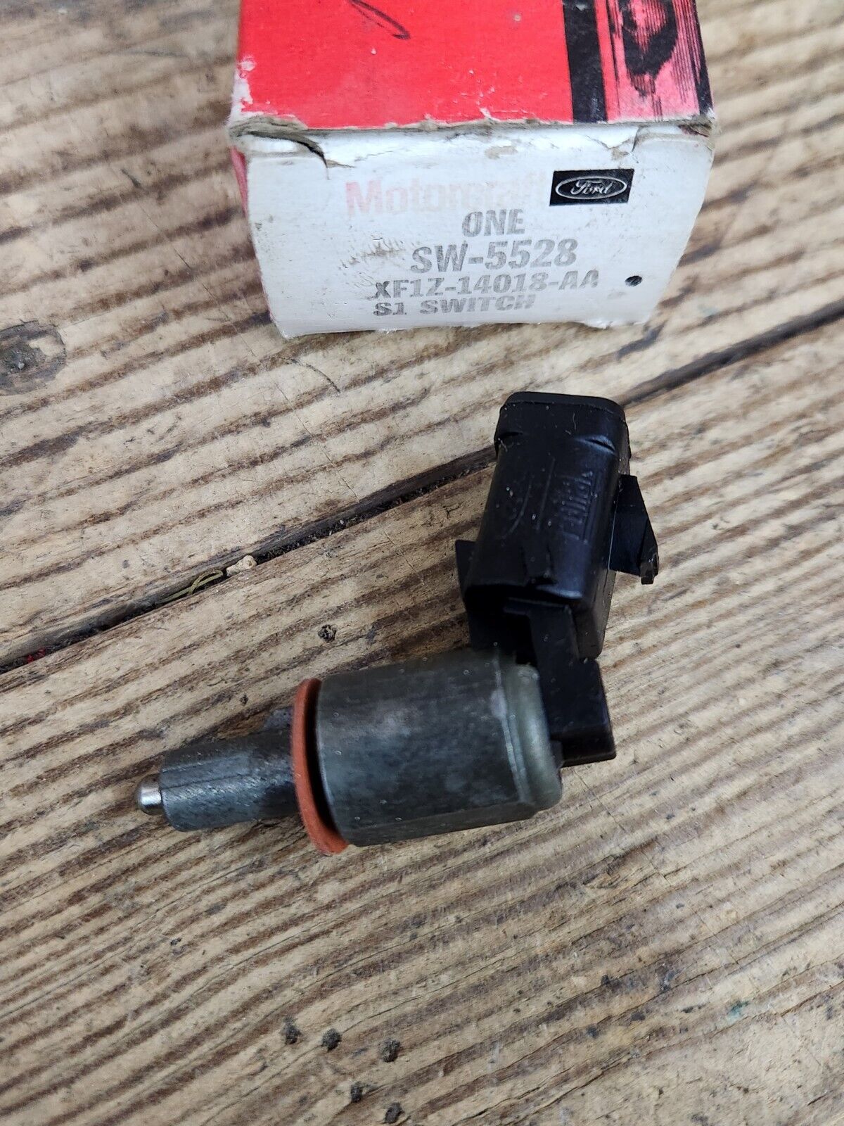 NOS 1998-2002 Lincoln Continental Door Open Warning Switch XF1Z14018AA SW5528