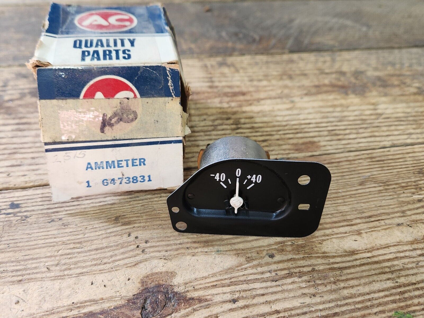 NOS OEM GM 1975 1976 Chevy Monza Olds Starfire Buick Skyhawk Amp Gauge 6473831