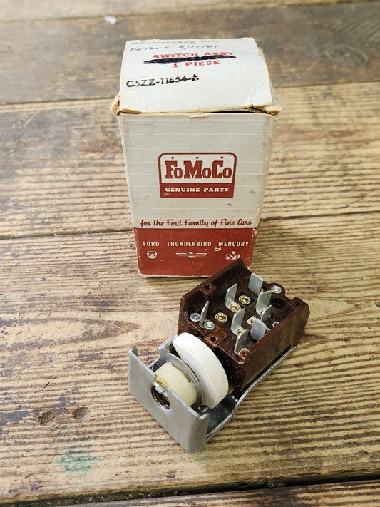 NOS OEM 1964 1/2 Early 1965 Ford Mustang Shelby Headlight Switch C5ZZ-11654-A