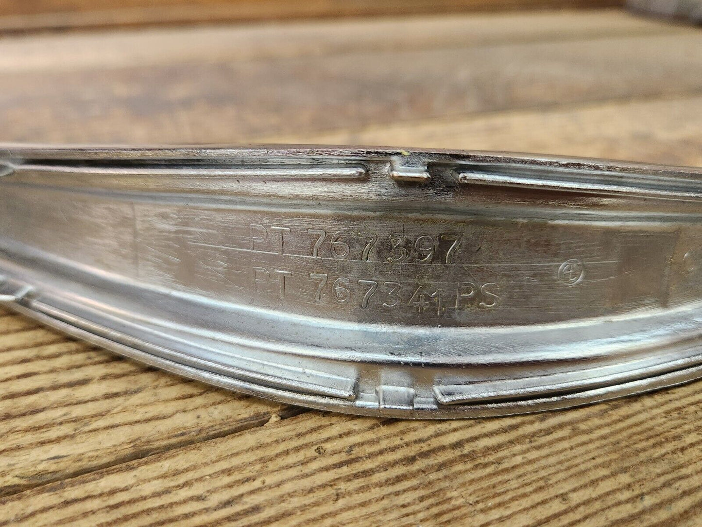 1961 1962 1963 1964 BUICK HORN BUTTON CARS WITH POWER STEERING WILDCAT ELECTRA