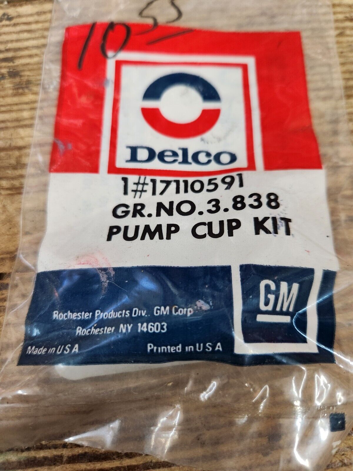 NOS OEM AC DELCO ROCHESTER CARBURETOR PUMP CUP KIT Heavy duty 1982 GM 17110591