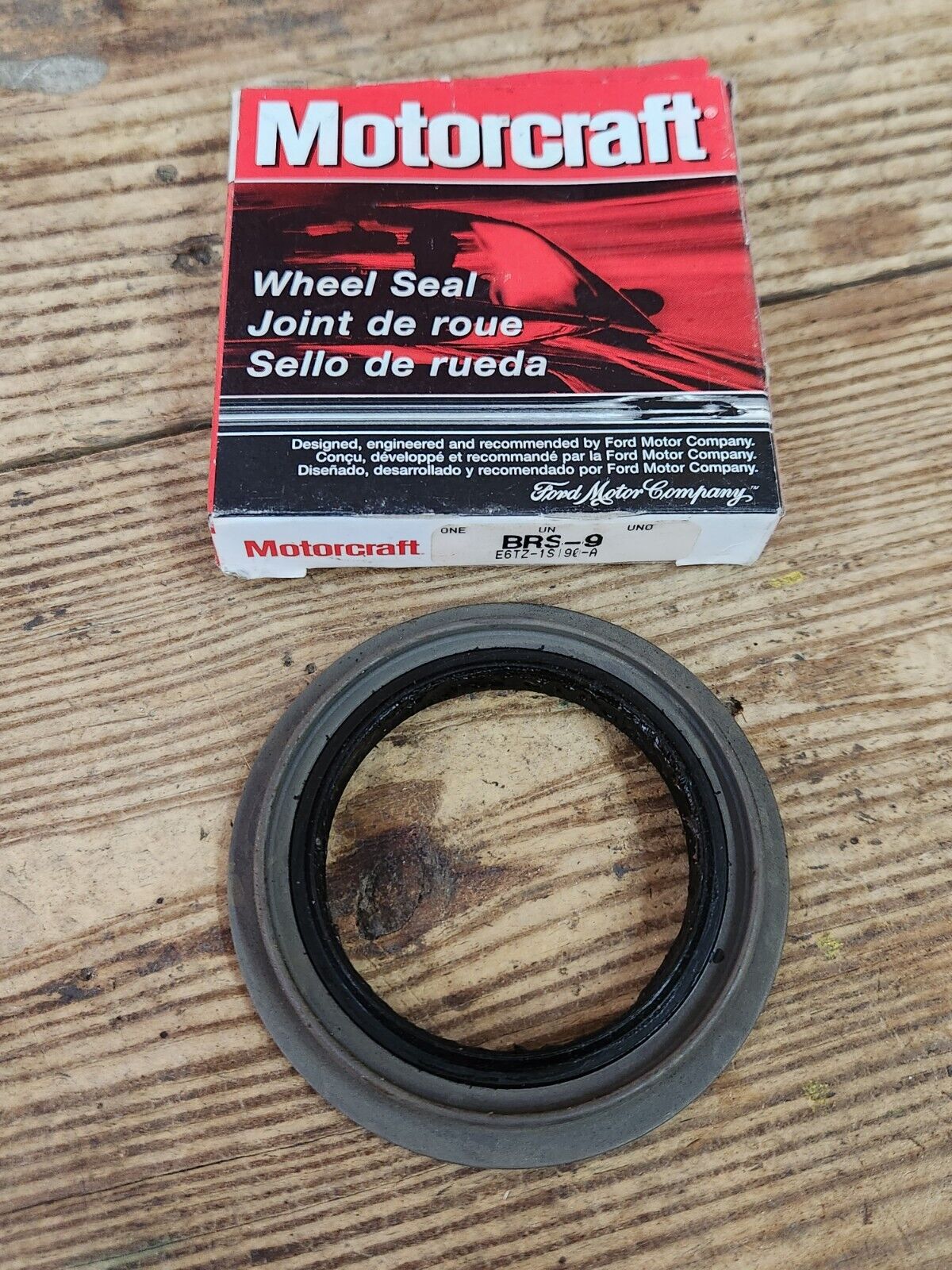 Genuine Ford Wheel Bearing Seal E6TZ-1S190-A NEW BRS-9