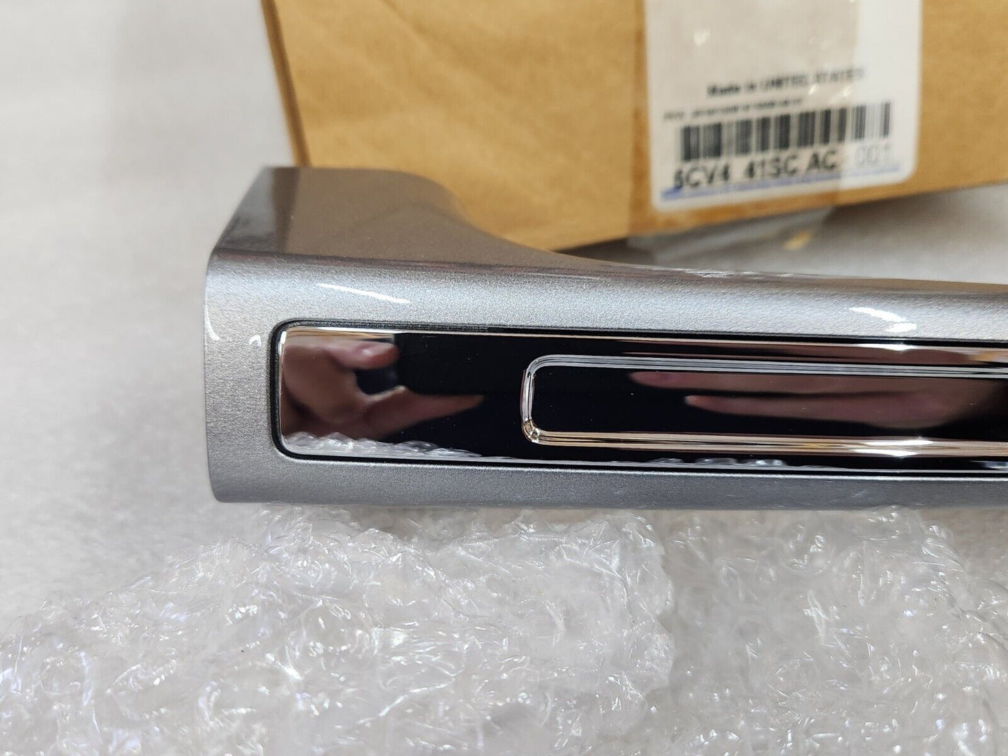 NEW MOPAR 19-23 RAM 1500 SILVER EXTERIOR DOOR HANDLE RIGHT OR LEFT 6CV441SCAC