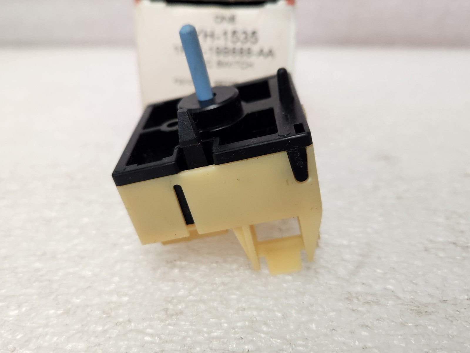 8254423
