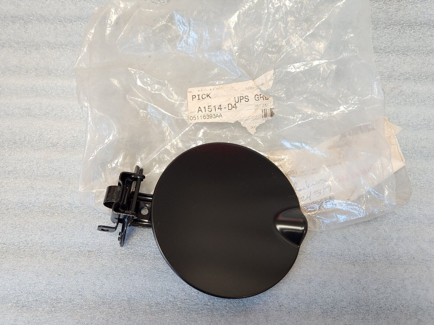 NEW OEM 2008-2020 Dodge Grand Caravan Fuel Filler Door Gas Lid Cover 05116393AA