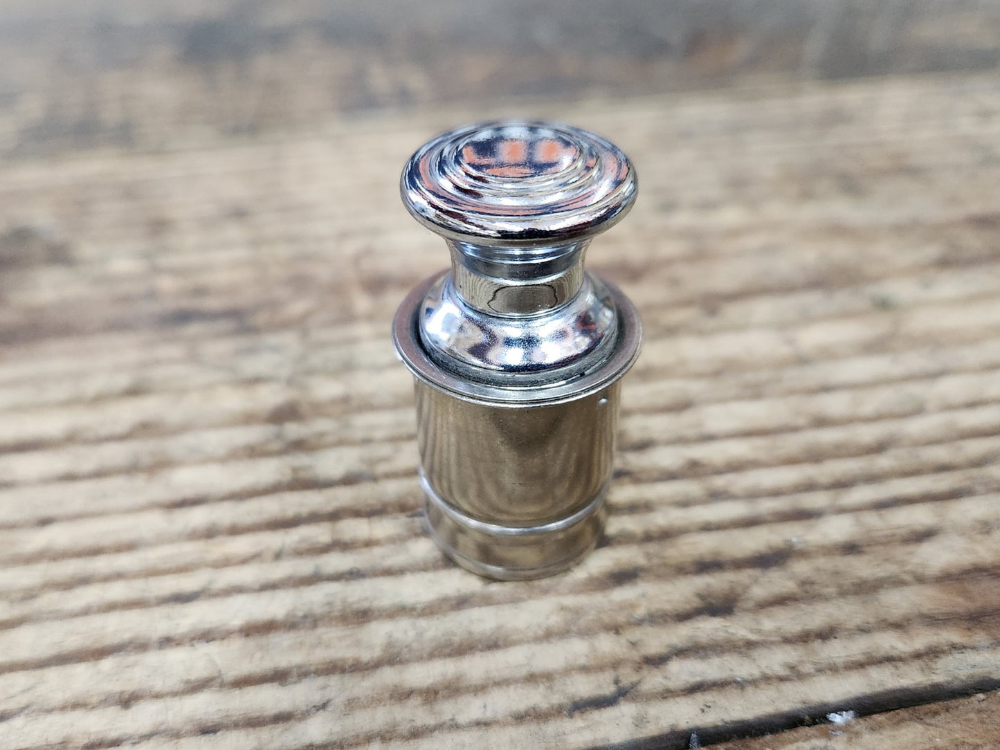 7399546