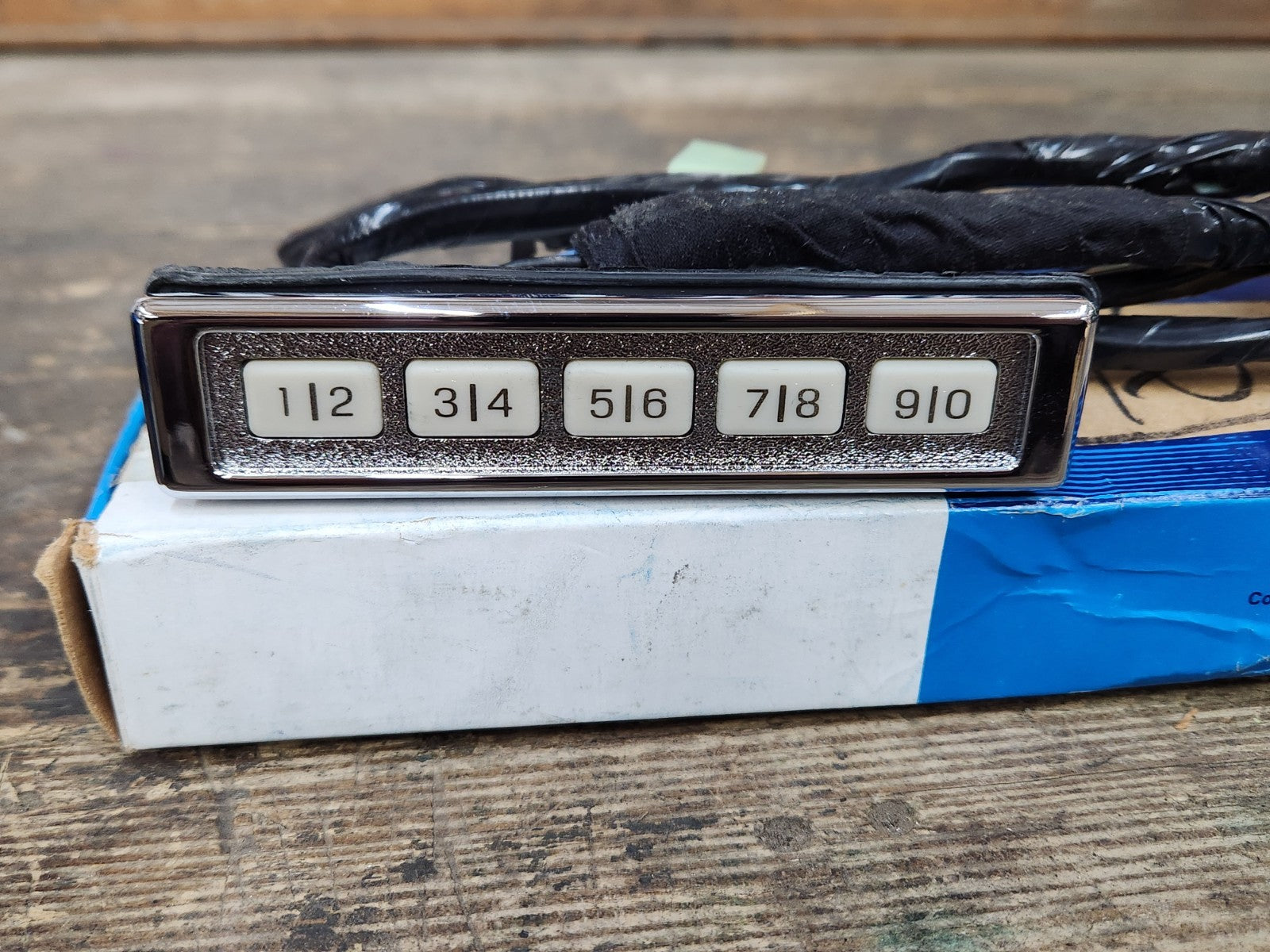 8252000