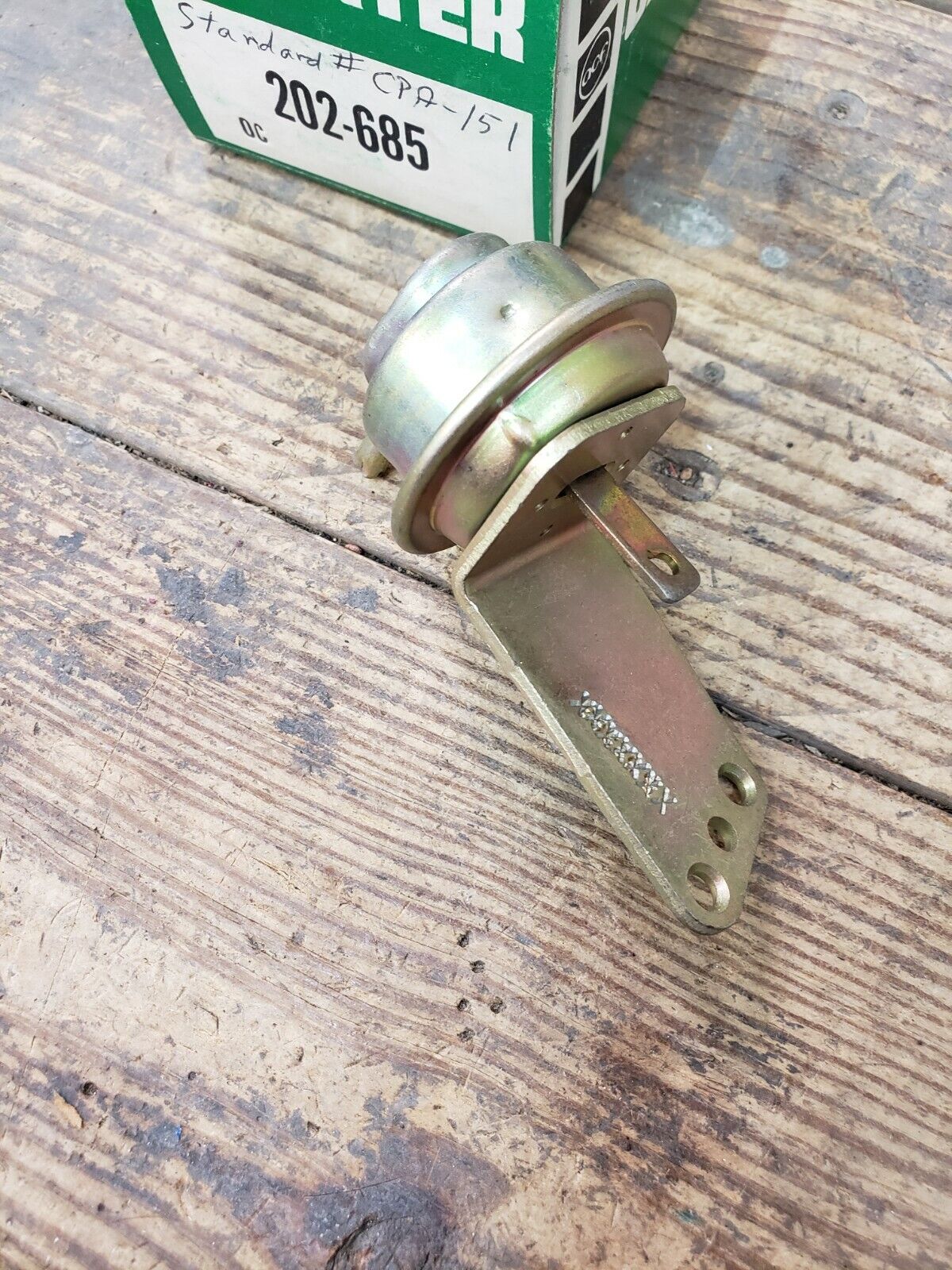 1975-76 Pontiac 350 400 V8 Rochester 2GC 2-BBL Carburetor Choke Pull-Off 2-NDARY