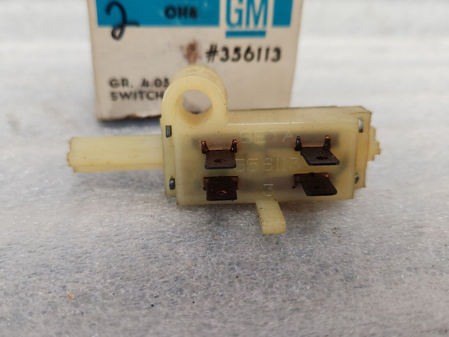 NOS 1971-75 Buick Chevrolet Oldsmobile Pontiac Neutral Safety Switch GM # 356113