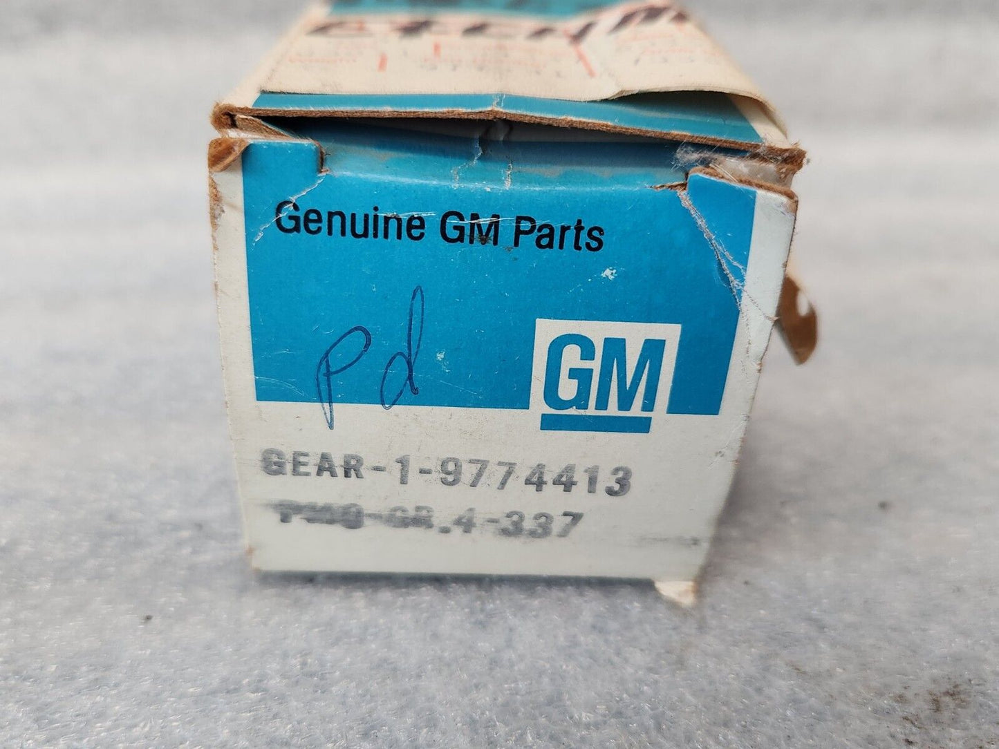 NOS OEM GM 1967-81 Transmission Speedometer Driven 35 Tooth Gear Orange 9774413