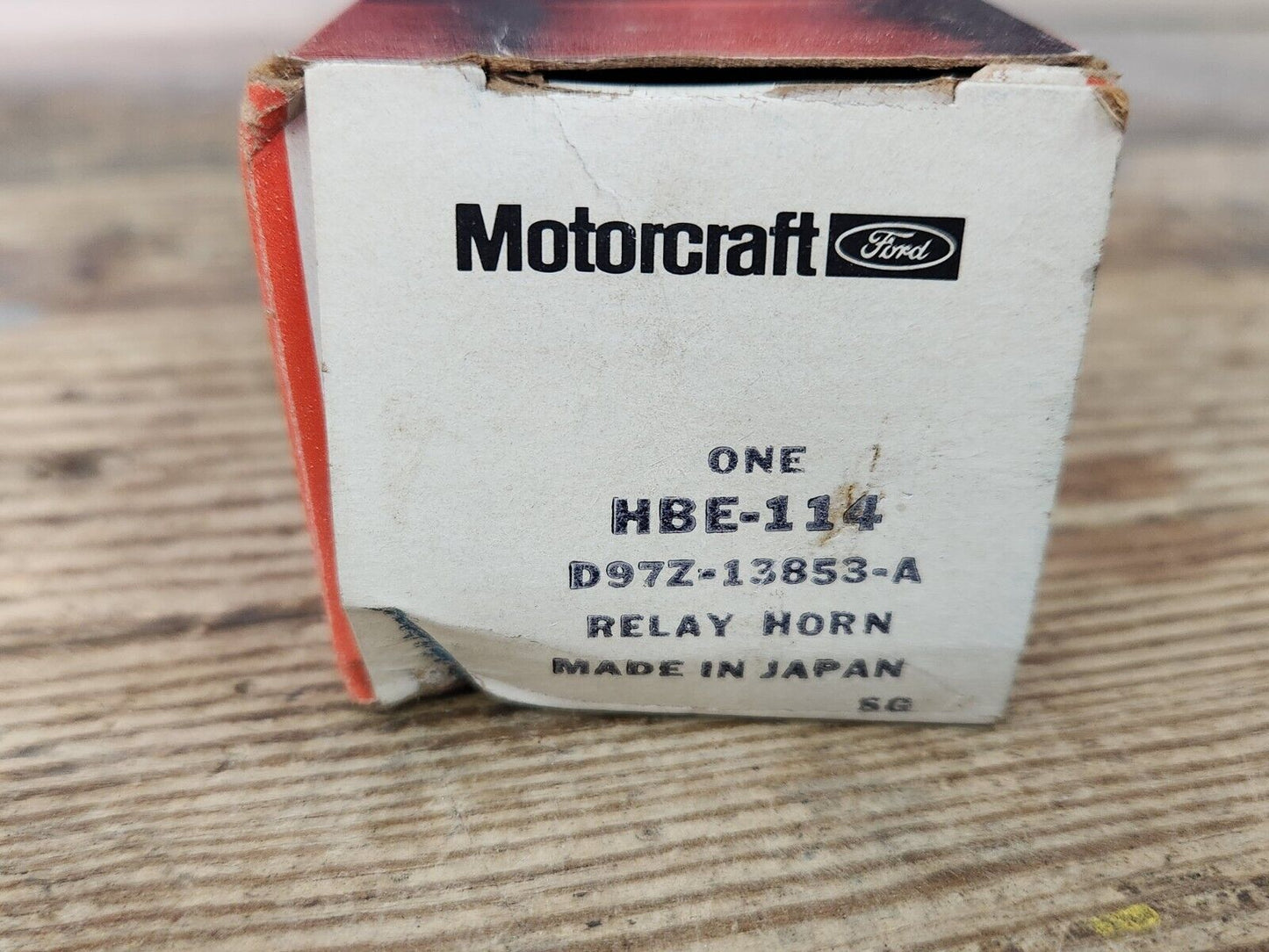 NOS OEM 1976 - 1982 FORD COURIER PICKUP TRUCK HORN RELAY HBE-114    D97Z-13853-A