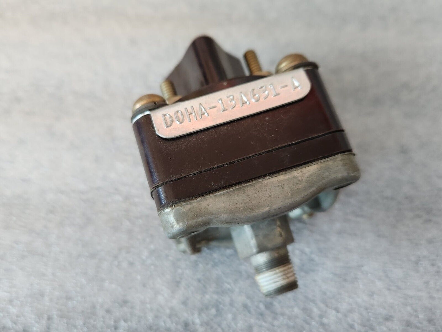 NOS OEM 1968-76 FORD P350 400 LOW AIR PRESSURE BRAKE SWITCH SW703   C8TZ-13480-D