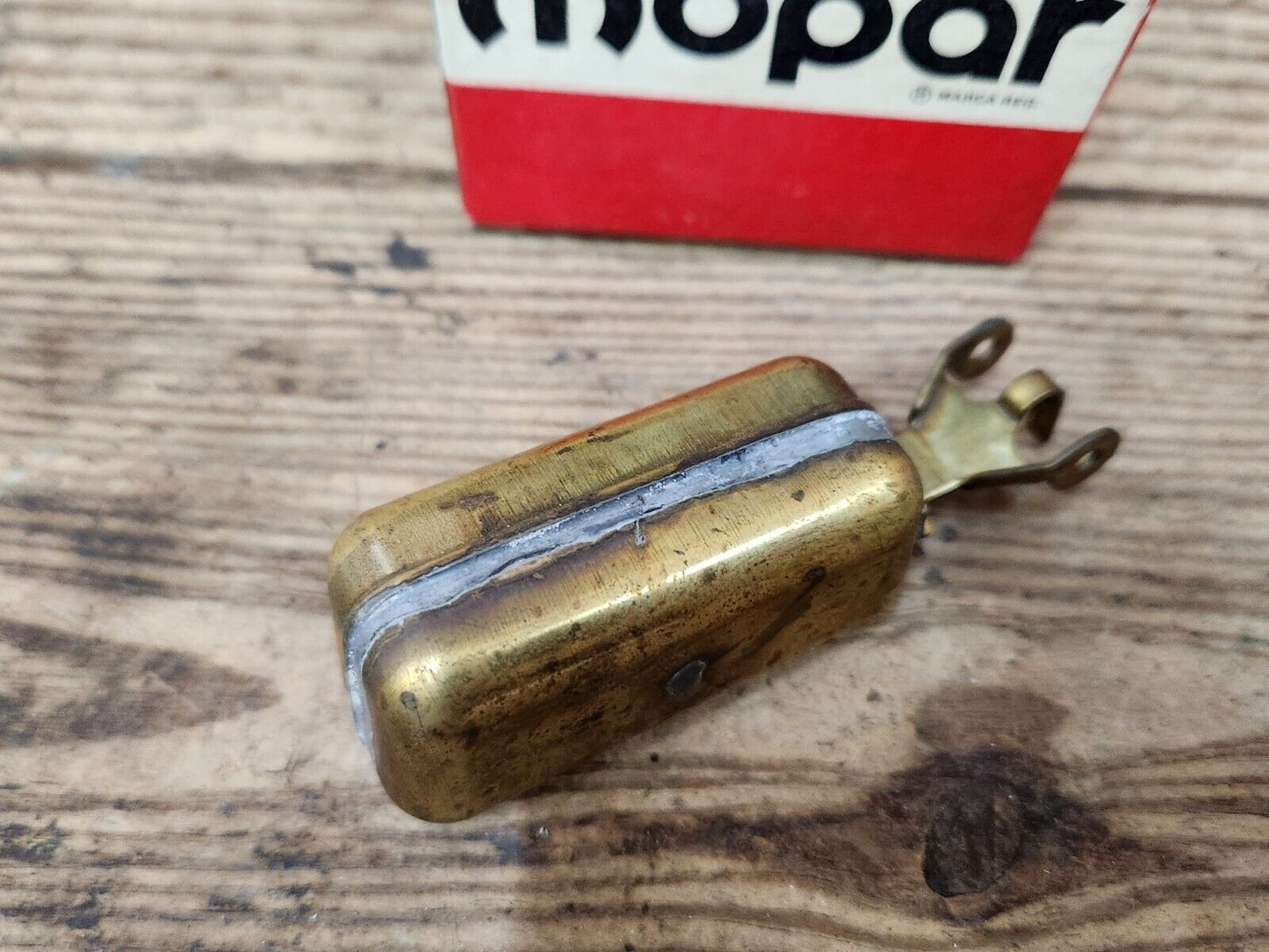 NOS Mopar 1971 Plymouth Dodge Chrysler 383 4 bbl Carter #6125s float #3481068