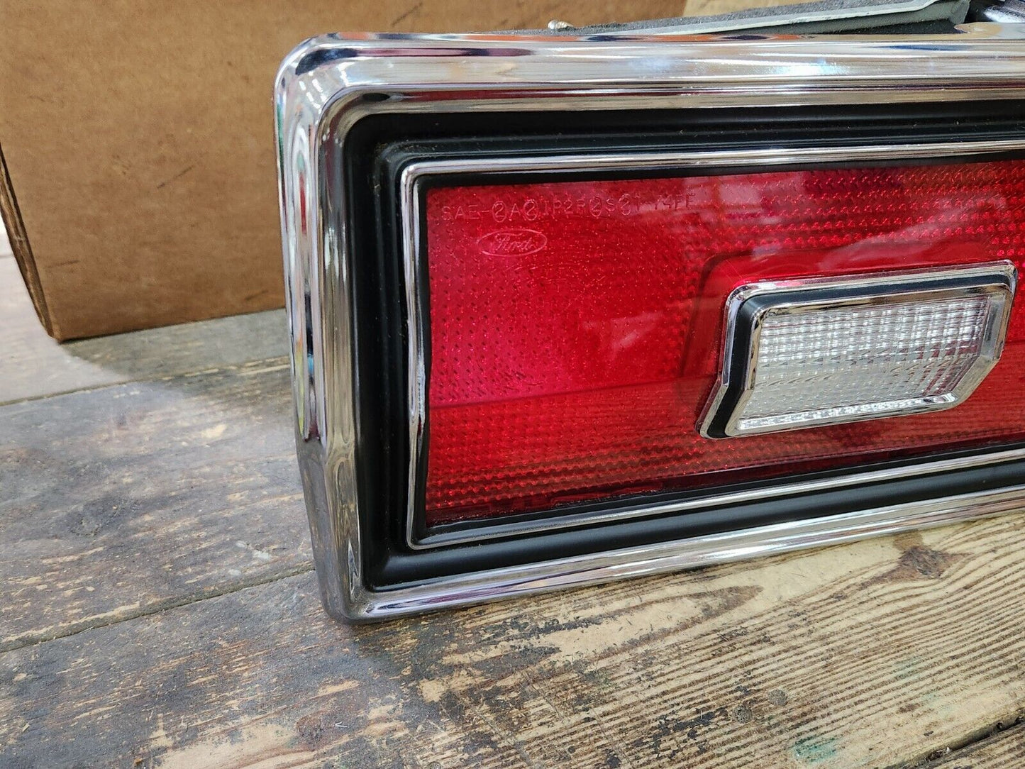 NOS OEM Ford 1974 1975 1976 Torino Tail Light Chrome Bezel Lens RH D4OZ-13404-G