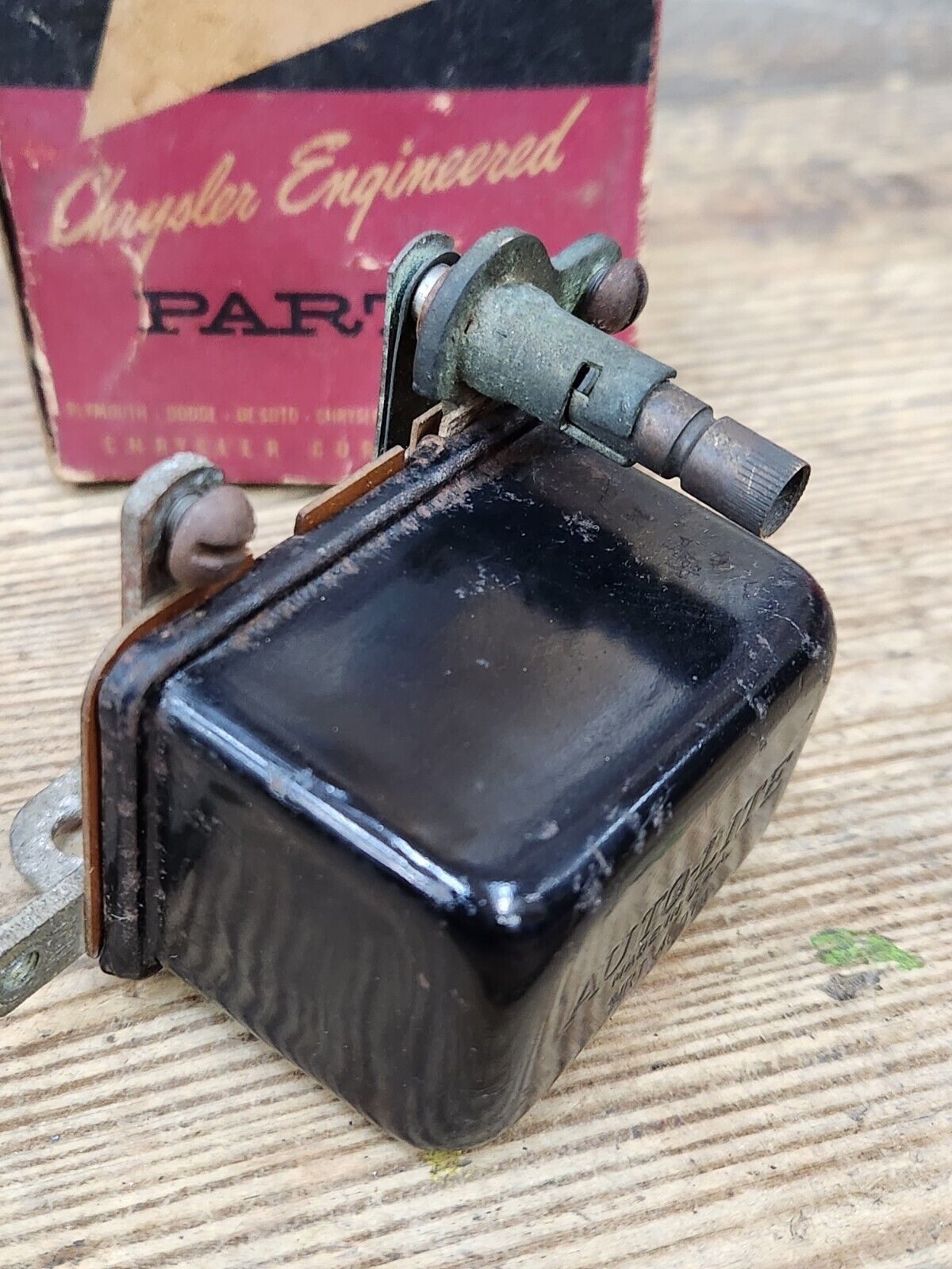 NOS 1952-55 PLYMOUTH DESOTO 1953-55 DODGE TRANSMISSION KICKDOWN SOLENOID RELAY