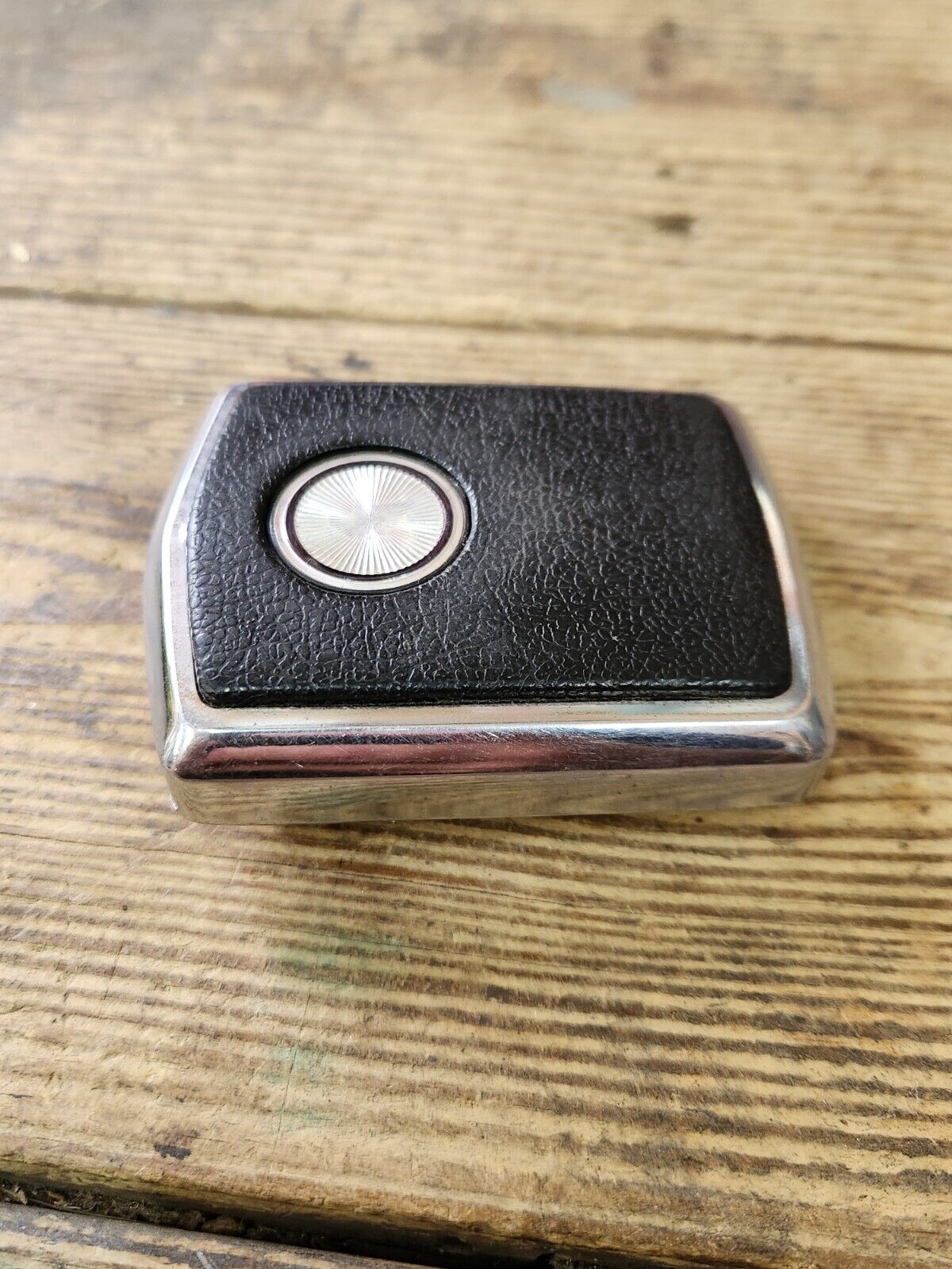 Vintage 1967 Ford FoMoCo Lap Belt Chrome & Black Buckle Robbins-JR-7600