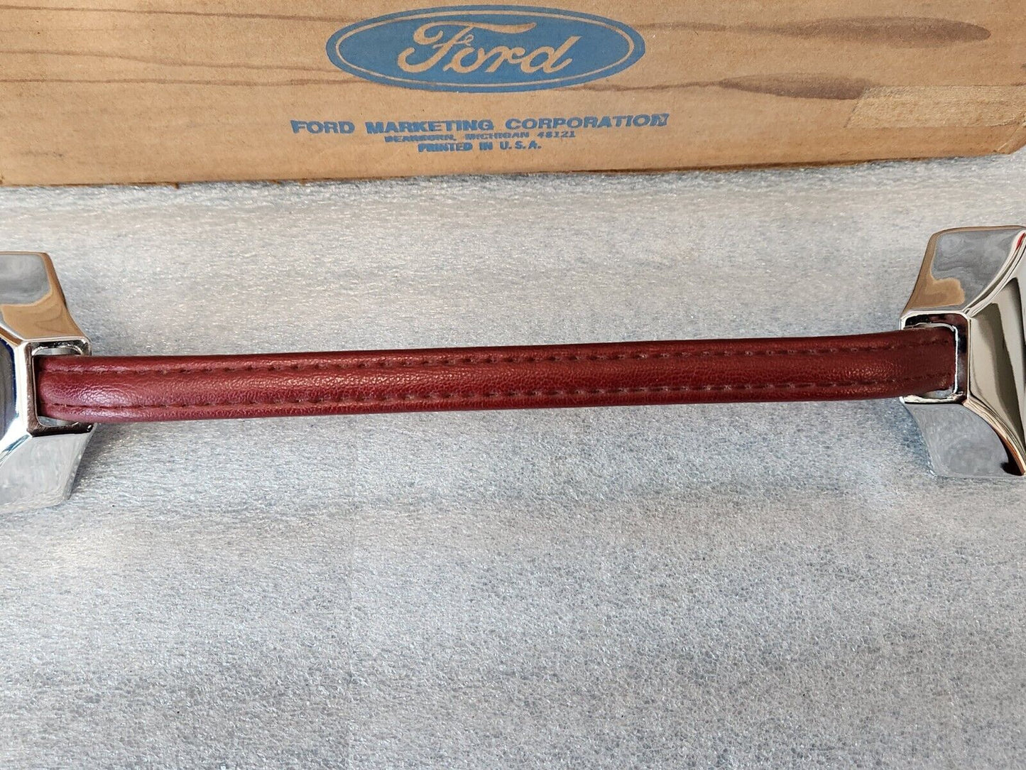 NOS 1975 1976 Mercury Grand Marquis Brougham DOOR PULL STRAP HANDLE Burgundy