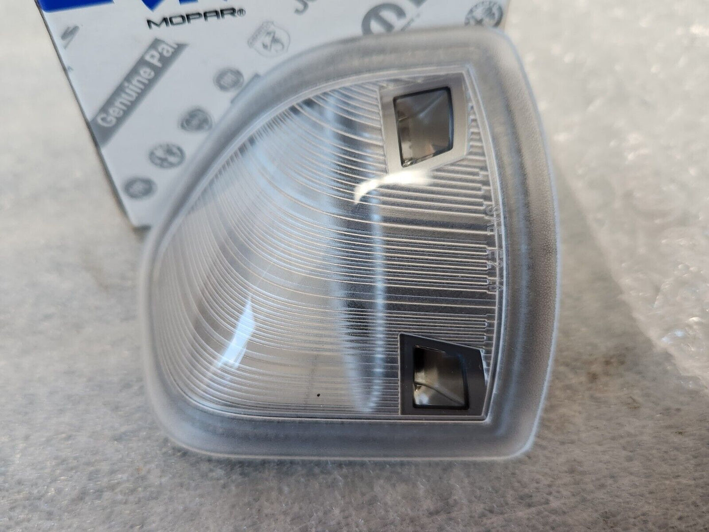 NEW Mopar 2015-2021 Ram Driver Left Tow Mirror Turn Signal Light Lens 68302829AA
