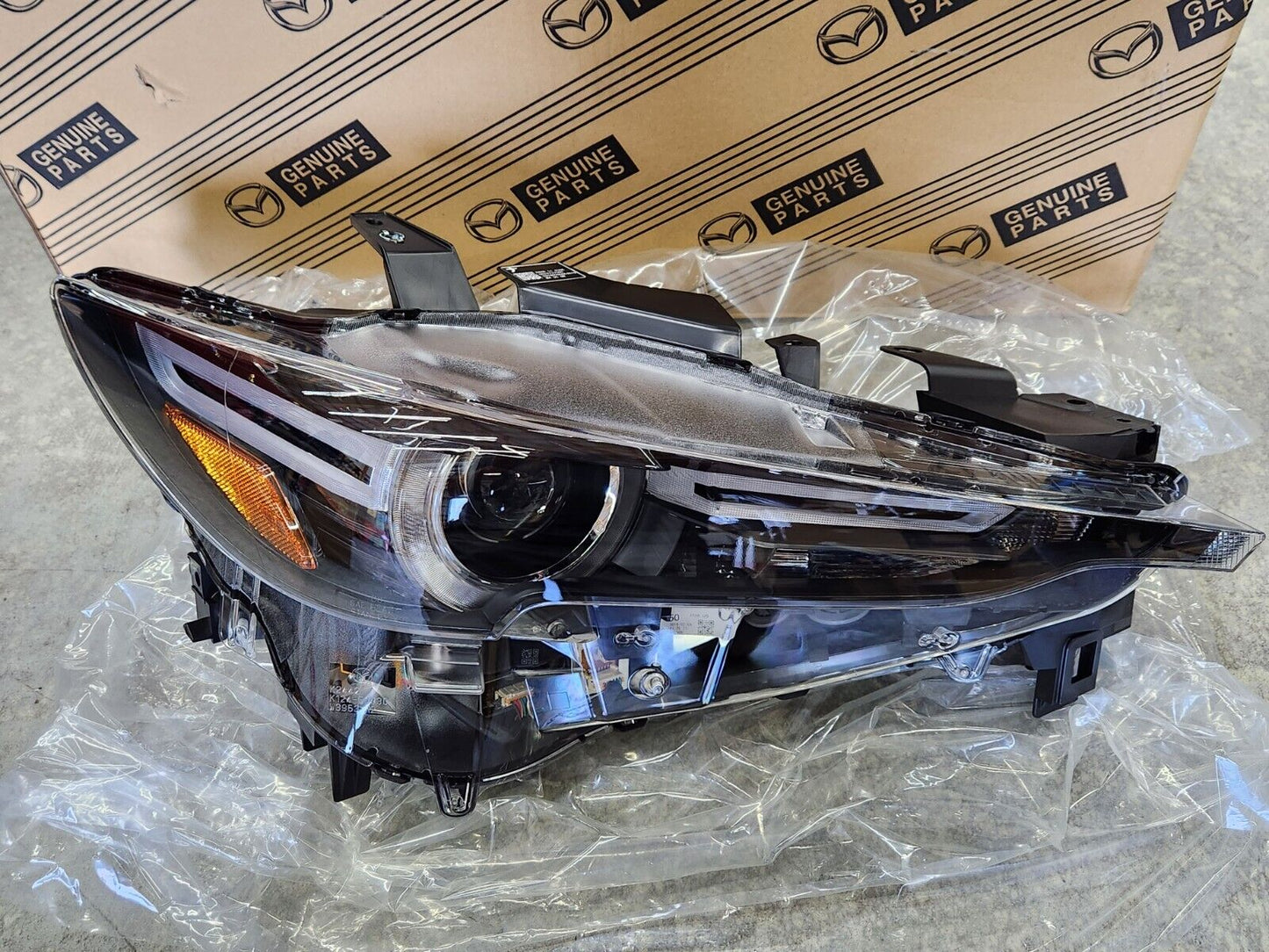 NEW GENUINE 2017-2020 Mazda CX-5 Full LED Projector Headlight RH Pass Side w/AFS