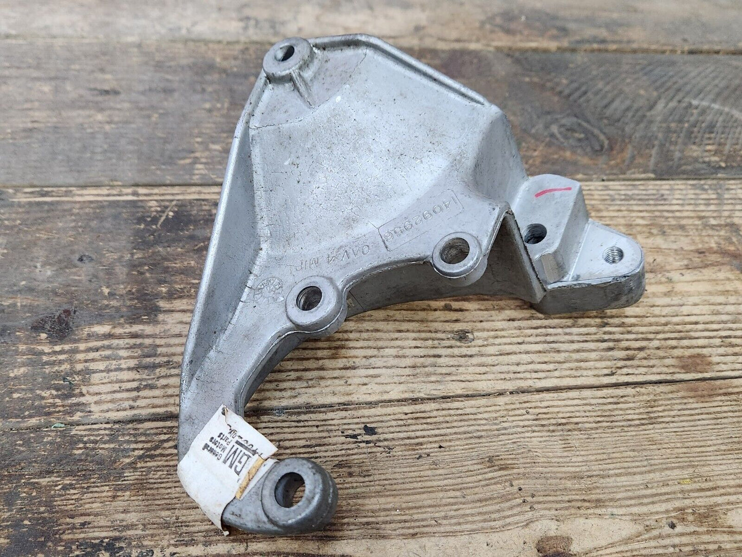 NOS GM 1987-90 Chevy S10 GMC Jimmy S15 2.8L Power Steering Pump Bracket 14092956