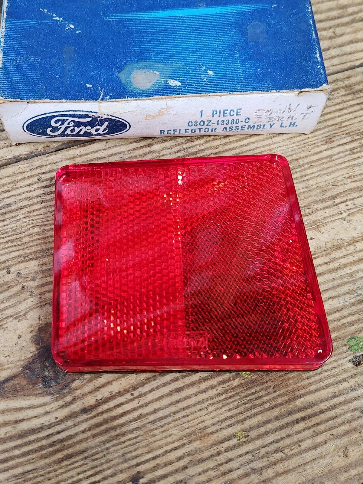 NOS 1968 Ford Fairlane 500 GT Torino Convert LH+RH REAR QUARTER PANEL REFLECTORS