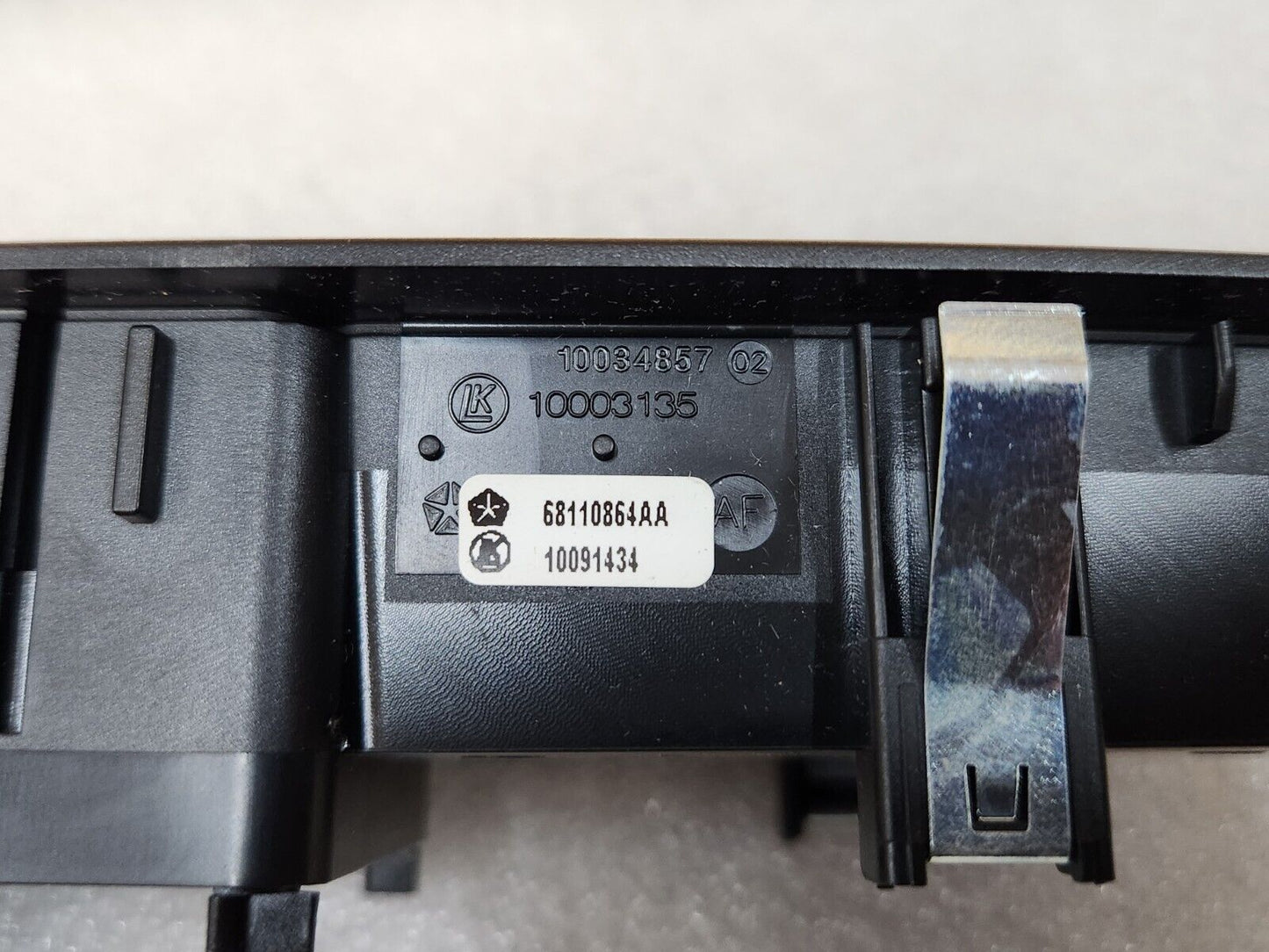 NEW OEM 2012 2013 2014 2015 DODGE GRAND CARAVAN Pass RH Window Switch 68110864AA
