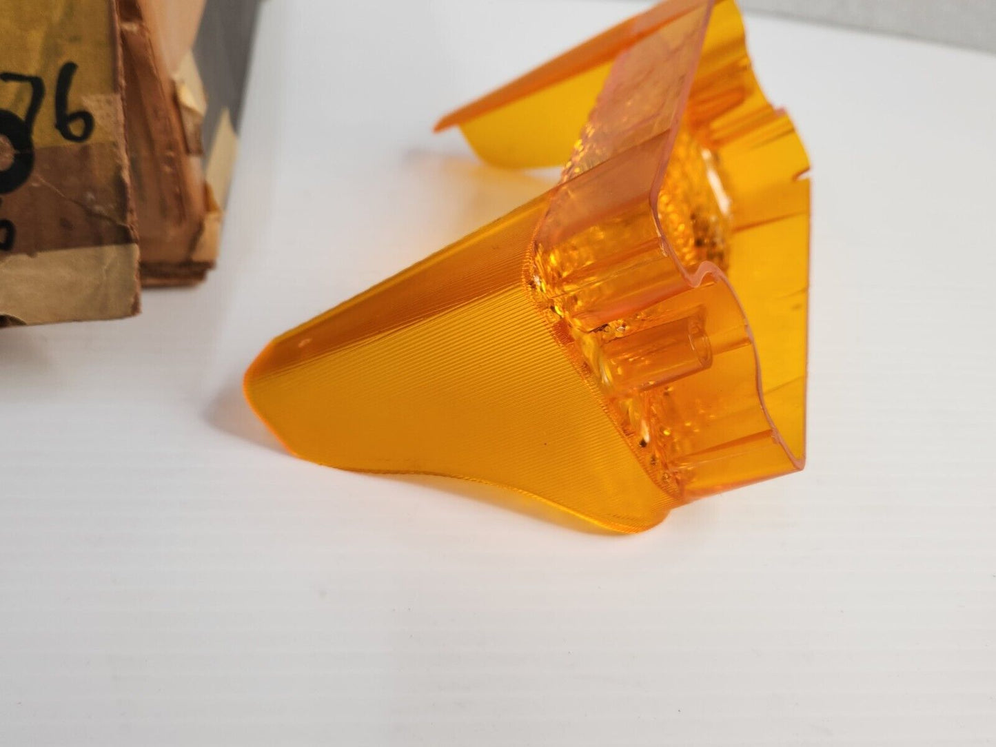 NOS OEM GM 1972 Chevrolet Impala Park Light Lamp Lens Chevy Amber 5964676