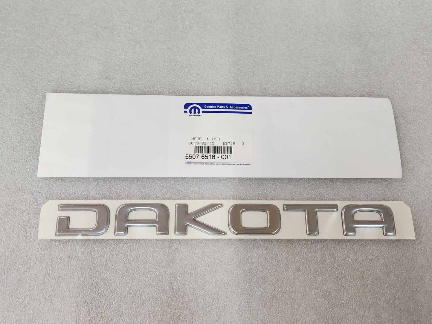 NEW OEM MOPAR 1997 - 2003 DODGE DAKOTA DOOR DECAL EMBLEM LOGO 55076518