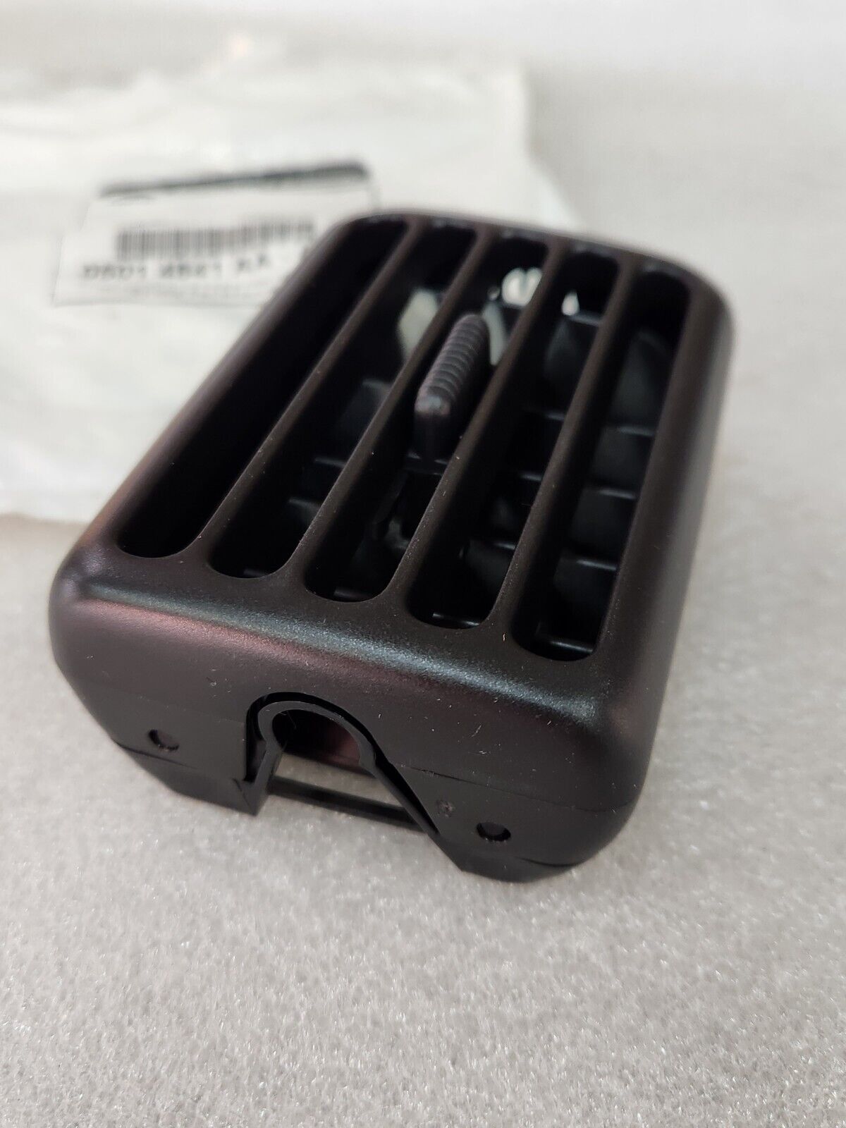 NEW MOPAR 98-02 Dodge Ram 2500 Driver Side Center Dash Panel Air Vent 05014841AA