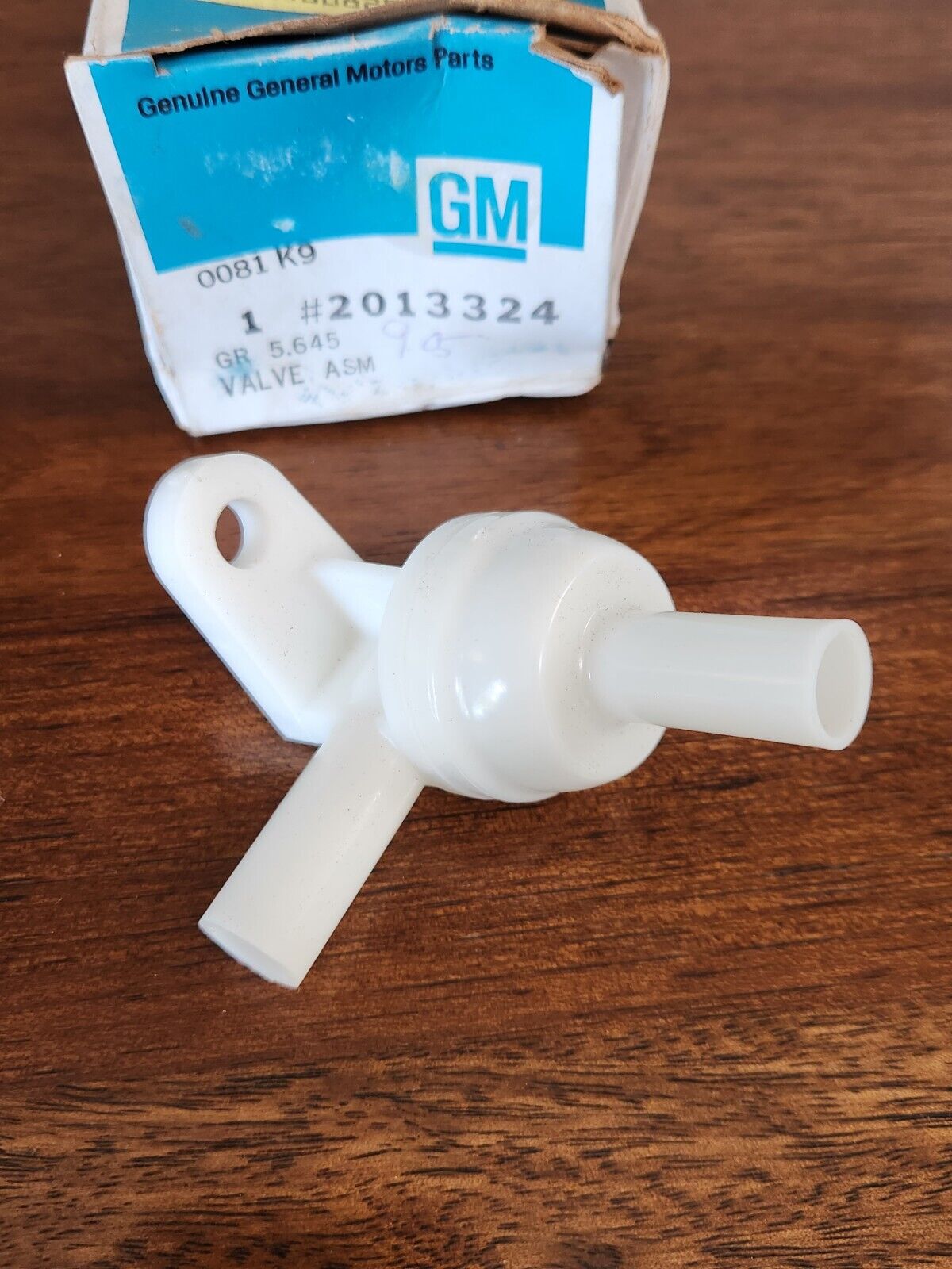 NEW NOS OEM GM 1971 1972 Vacuum Control Check Port 2488304 2013324