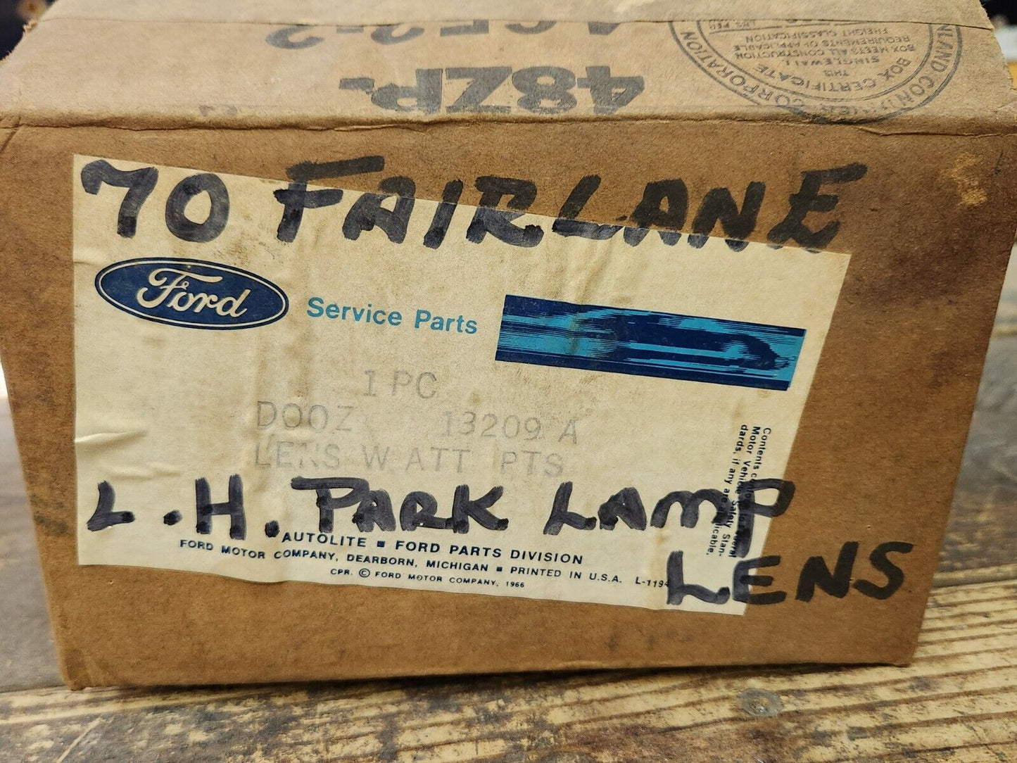 NOS 1970 FORD TORINO FAIRLANE RANCHERO 500 GT COBRA LH FRONT PARKING LIGHT LAMP