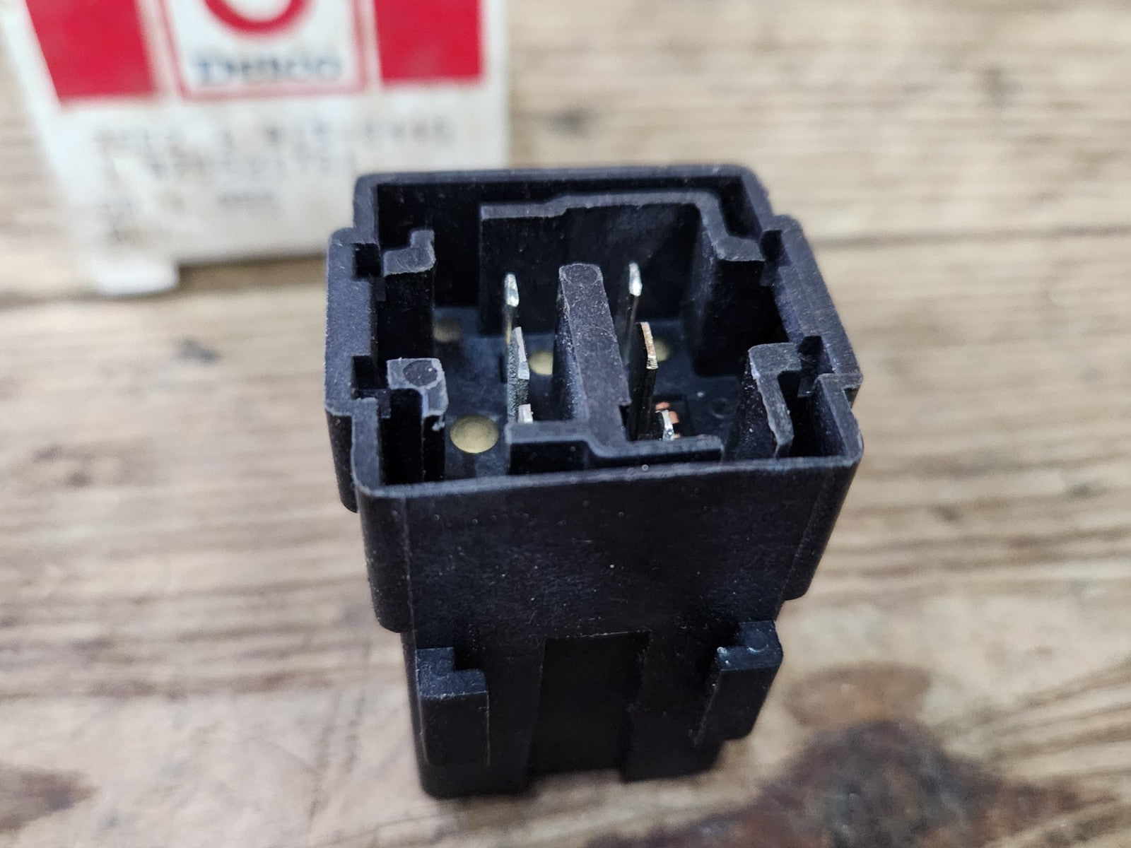 7985601
