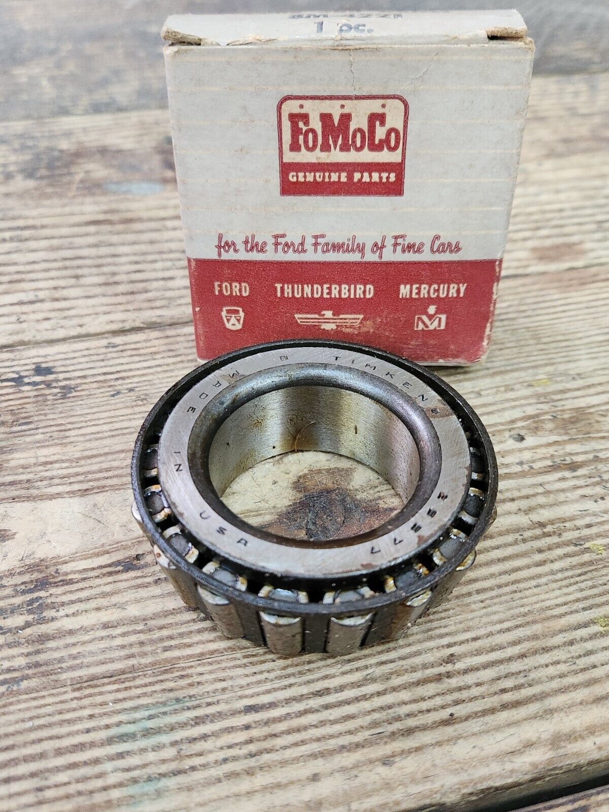 NOS FOMOCO Ford 8M-4221 Tapered Bearing Cone & ROLLER. NEW in box Timken 25577