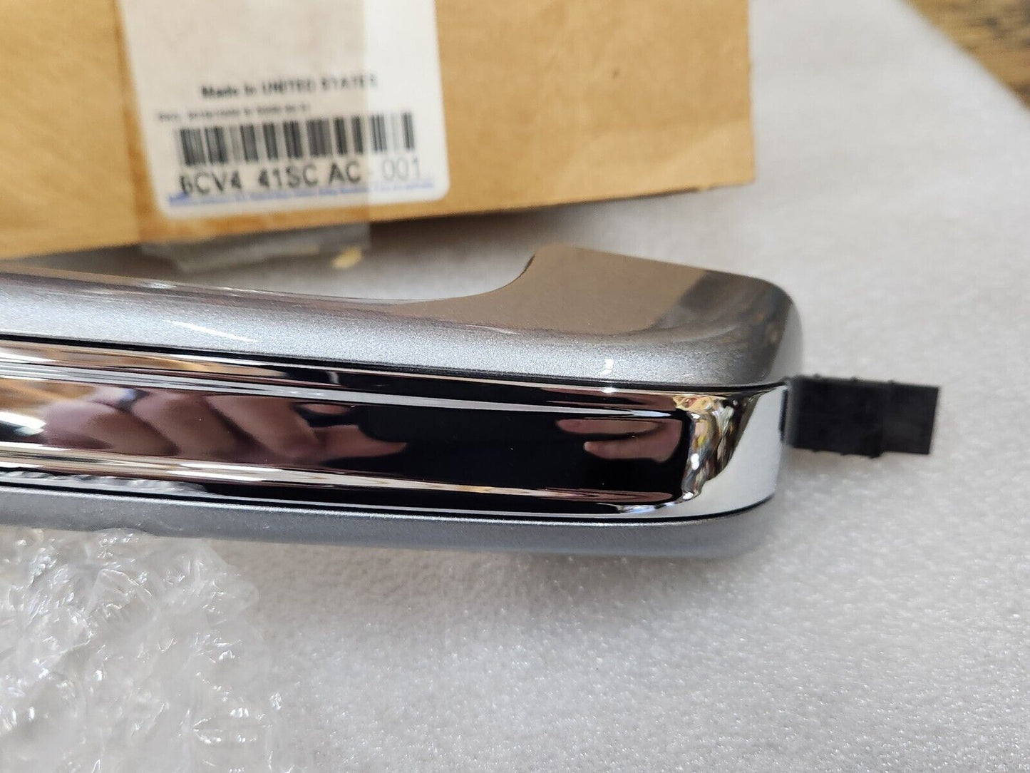 NEW MOPAR 19-23 RAM 1500 SILVER EXTERIOR DOOR HANDLE RIGHT OR LEFT 6CV441SCAC