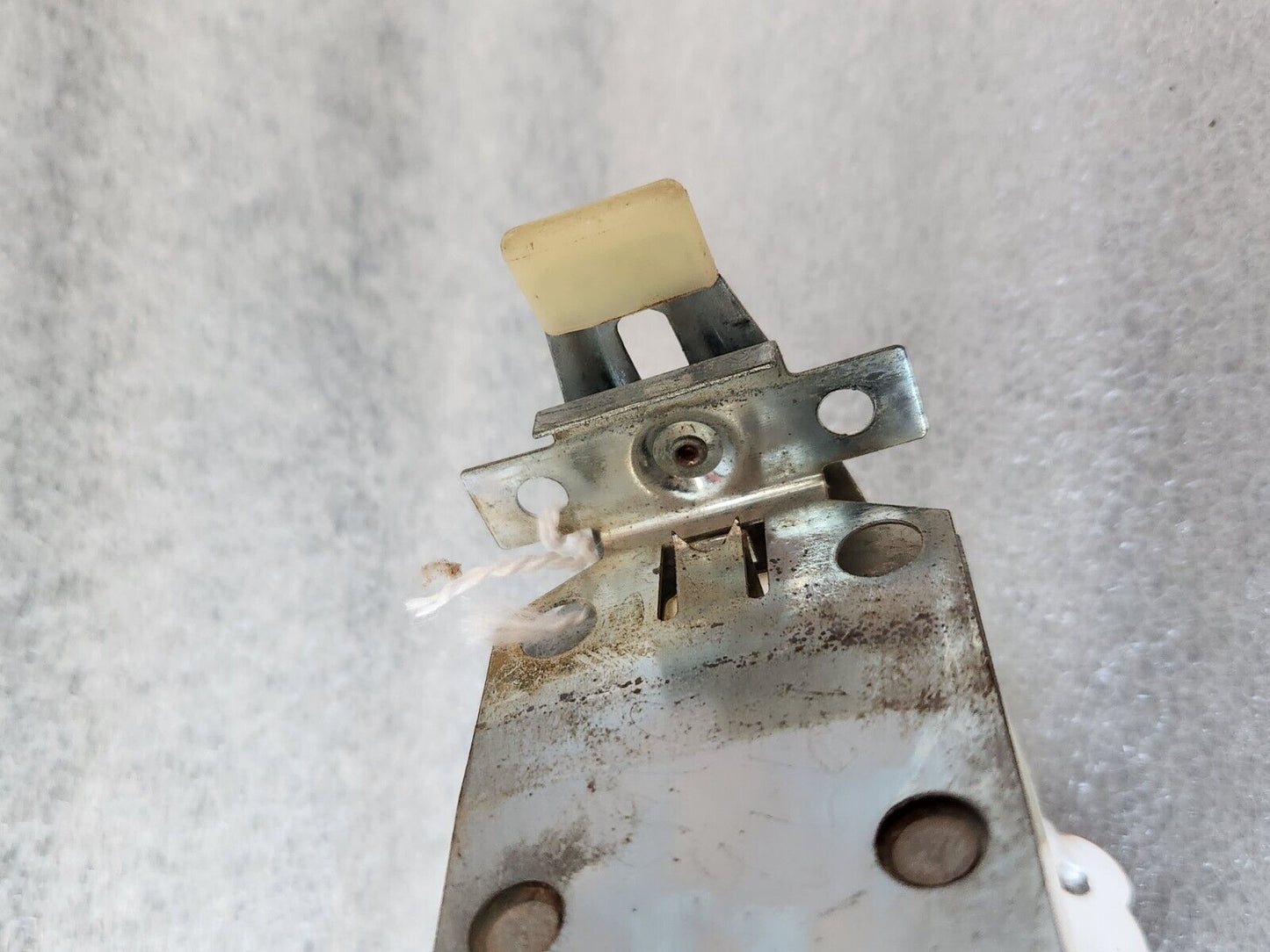 1971 1972 CHEVROLET OLDSMOBILE PASSENGER CARS TRUNK LAMP LIGHT WIRE ASSY 9899624