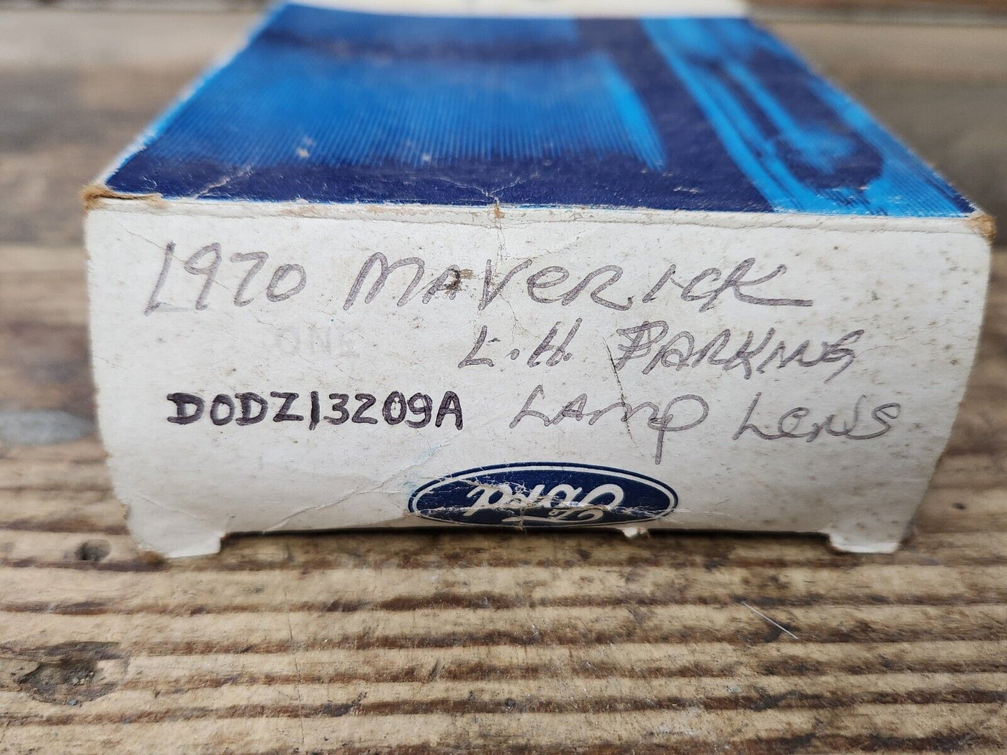 NOS OEM Ford 1970 1971 1972 Maverick Clear Park Light Lamp Lens LH D0DZ-13209-A