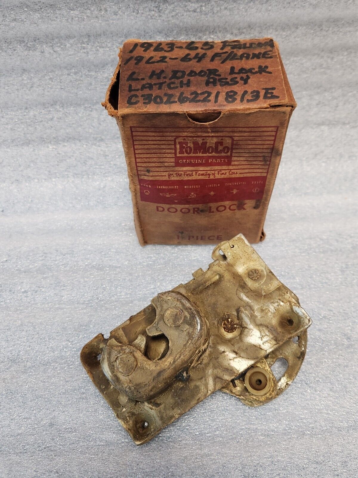 NOS OEM Ford 1962-64 Fairlane 1963-65 Falcon LH Door Lock Latch C3OZ-6221813-E