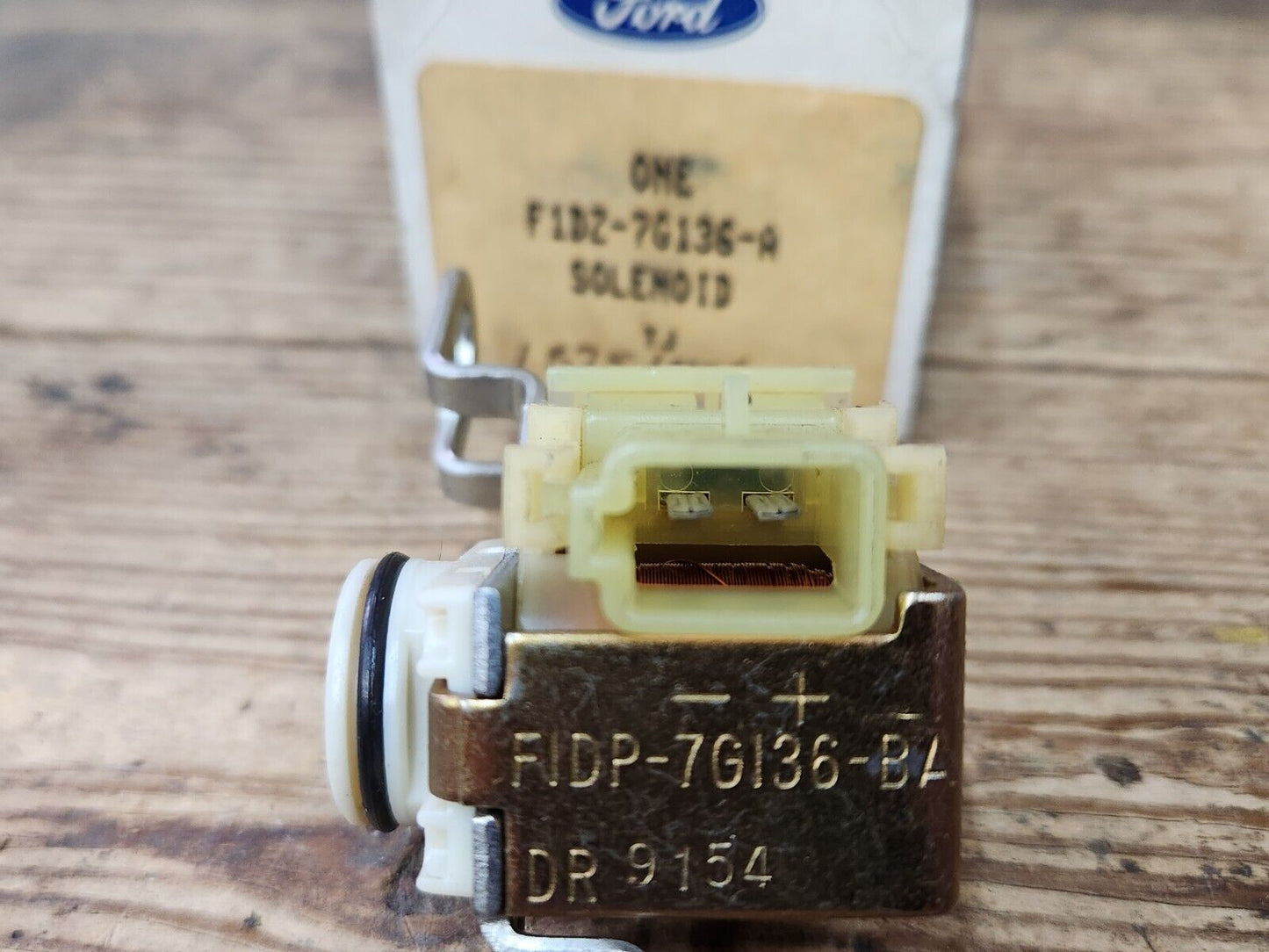 NOS NEW GENUINE OEM Ford F1DZ-7G136-A AXOD Automatic Transmission Solenoid