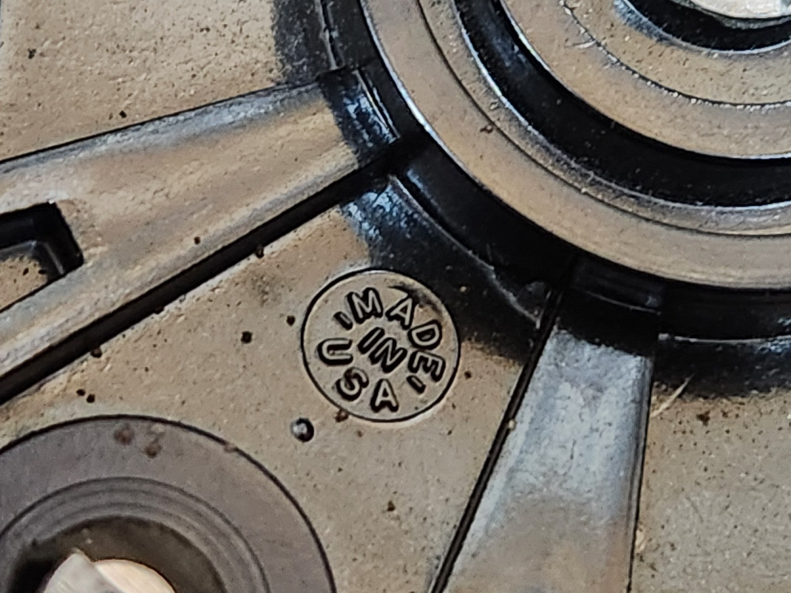 8101506