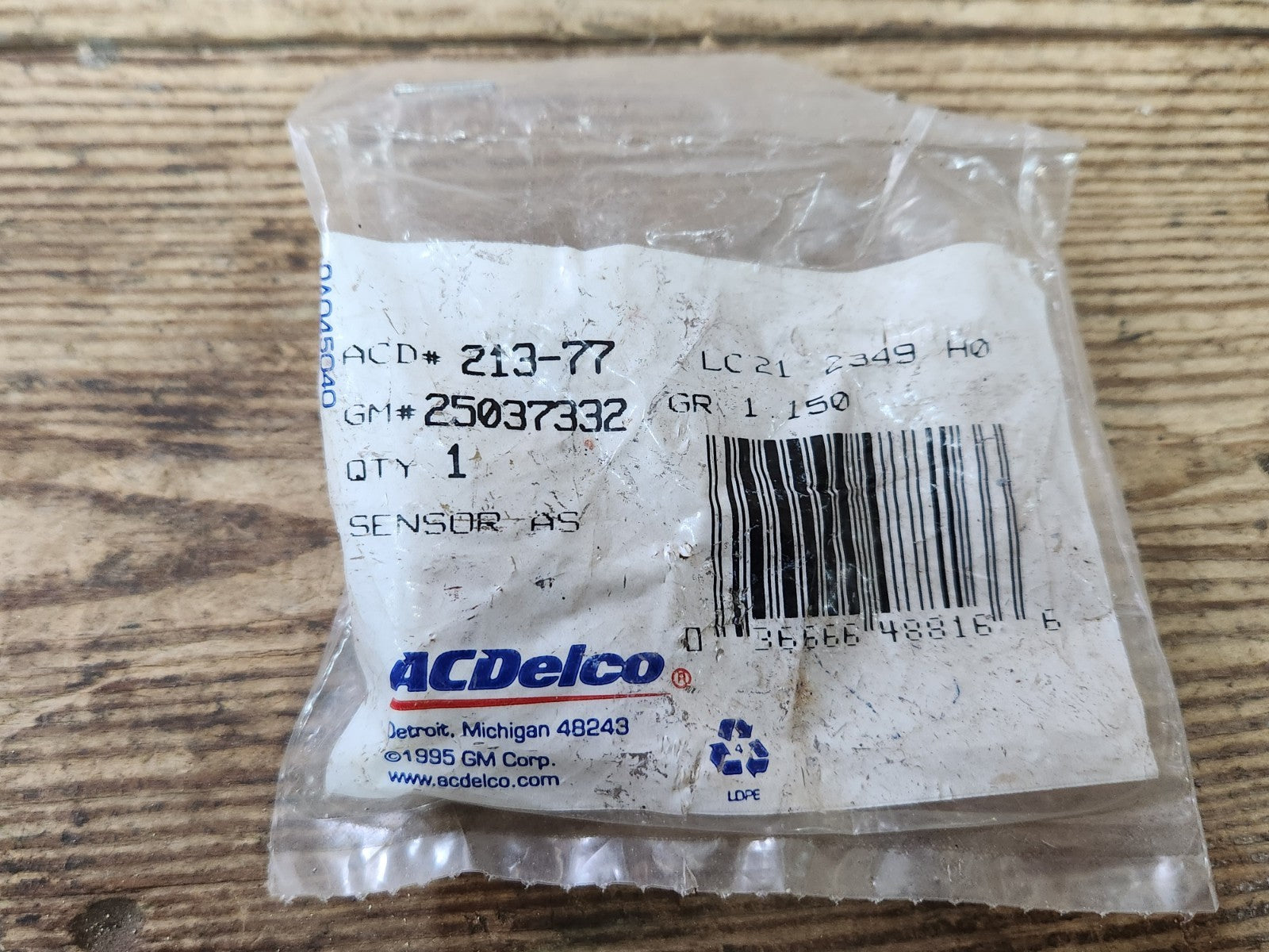 7985600