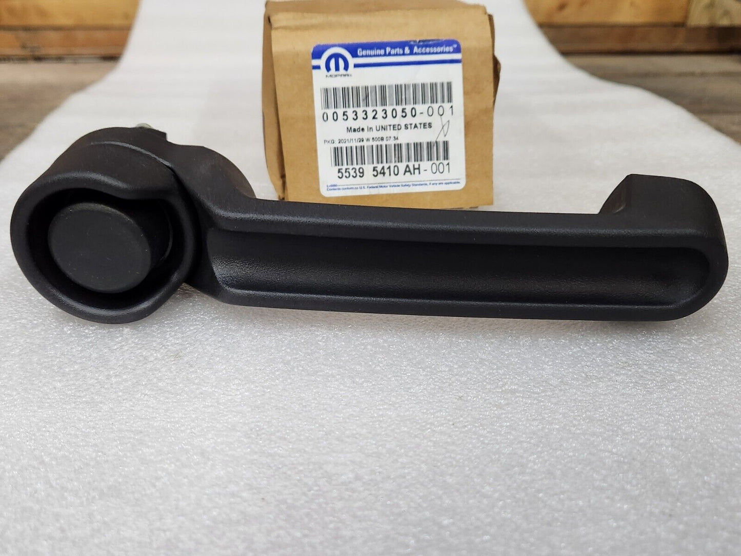 NEW OEM 2007-2018 Jeep Wrangler Rear Black Liftgate Hatch Door Handle 55395410AH