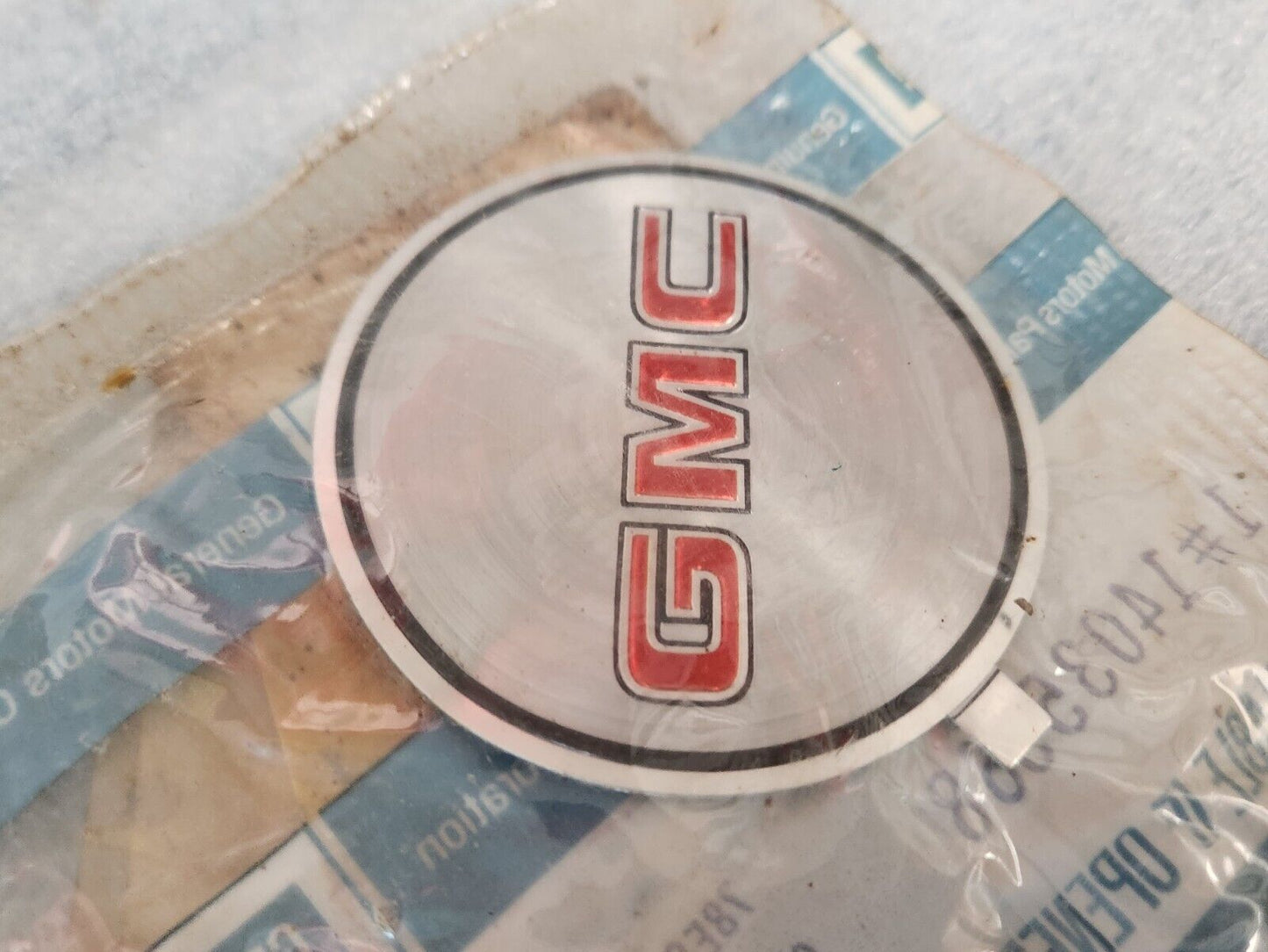 NOS GM 1982-91 GMC Sonoma Jimmy Safari Rally Wheel Center Cap Insert GM 14035568