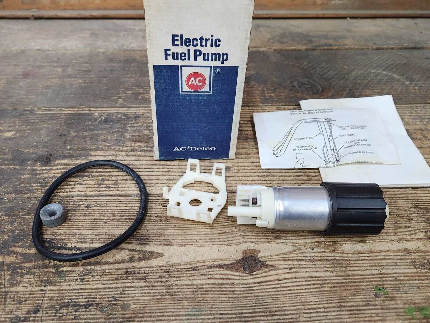 NEW OEM 88-96 Buick Chevrolet Pontiac Fuel Pump Assembly EP375 25163463 25117453