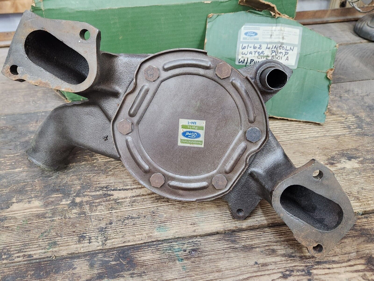 1961-62 Lincoln Continental 430 7.0 Rebuilt water pump C1VE-8505-A 5-1/2" pulley