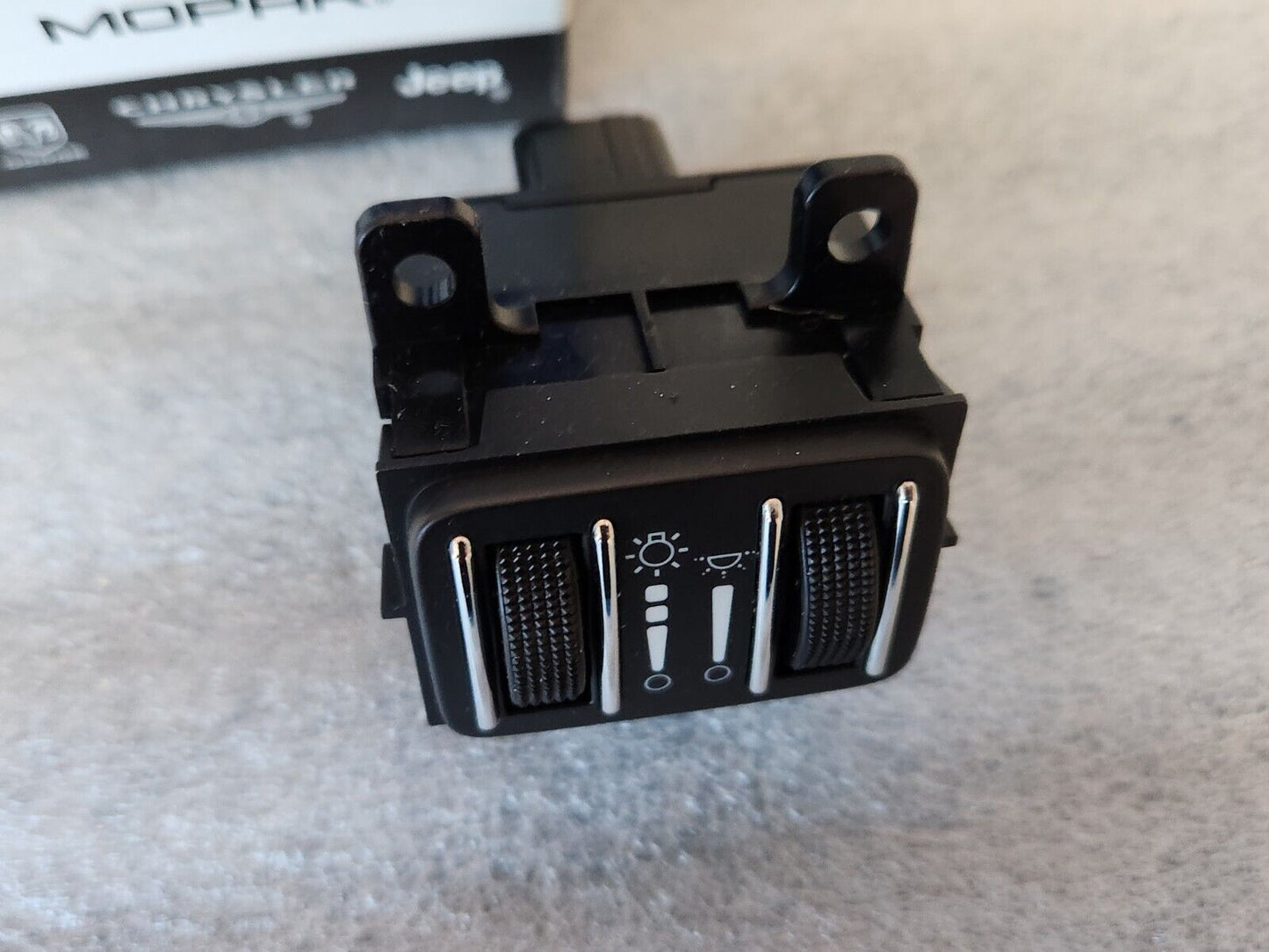 NEW OEM 2011 Chrysler Town & Country Interior Dimmer Light Rheostat Switch