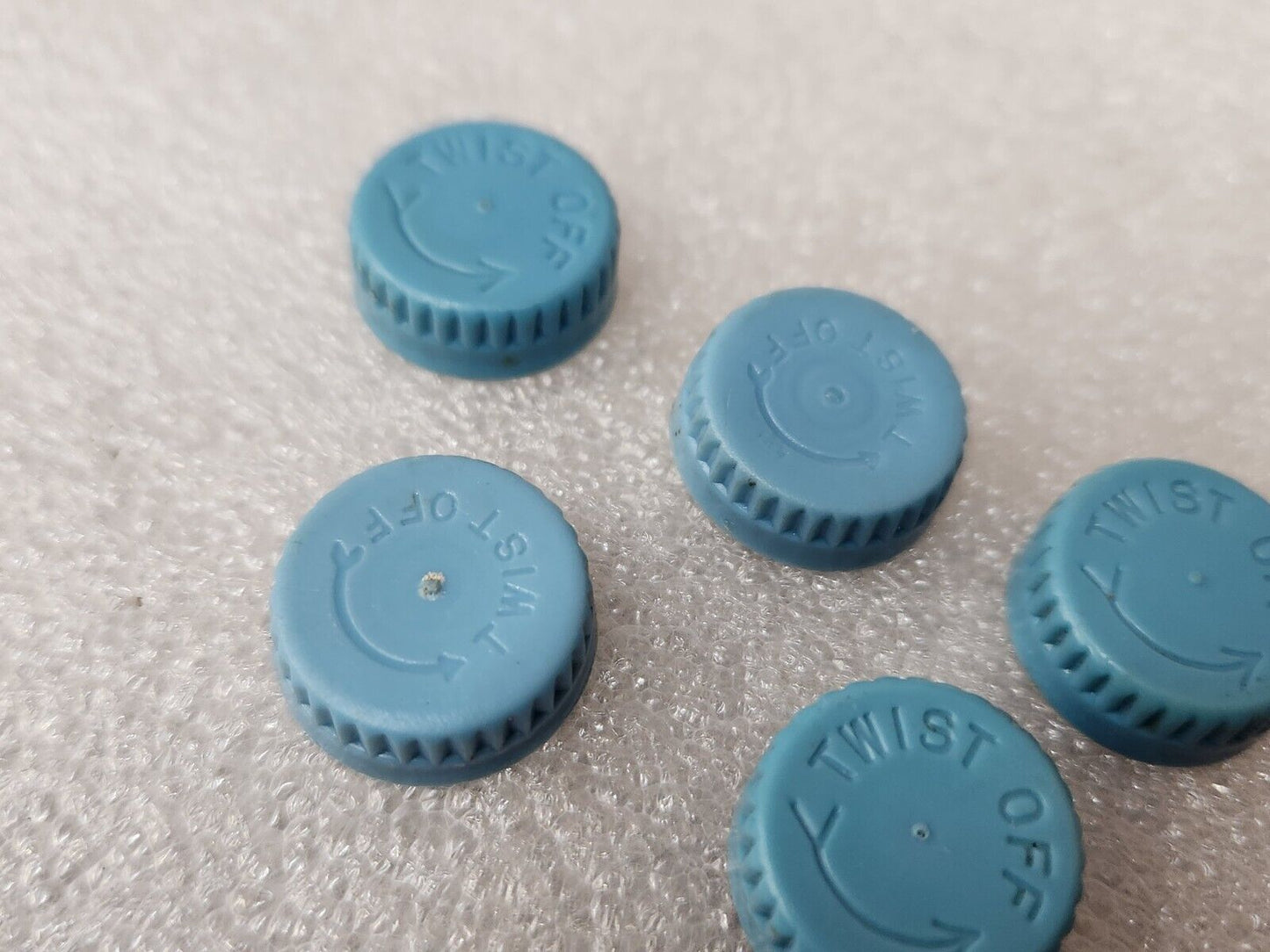 GM Power Window Seat Switch Blue Twist Lock Nut Connector Retainer 1970's 1980's