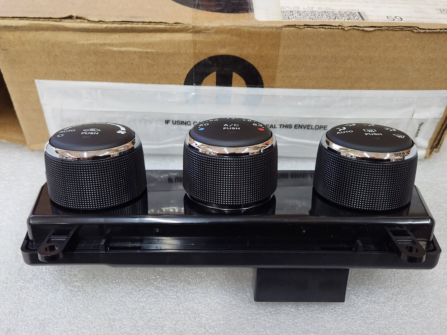NEW OEM 10-17 JEEP COMPASS PATRIOT A/C HEATER CLIMATE TEMP CONTROL 55111133AG