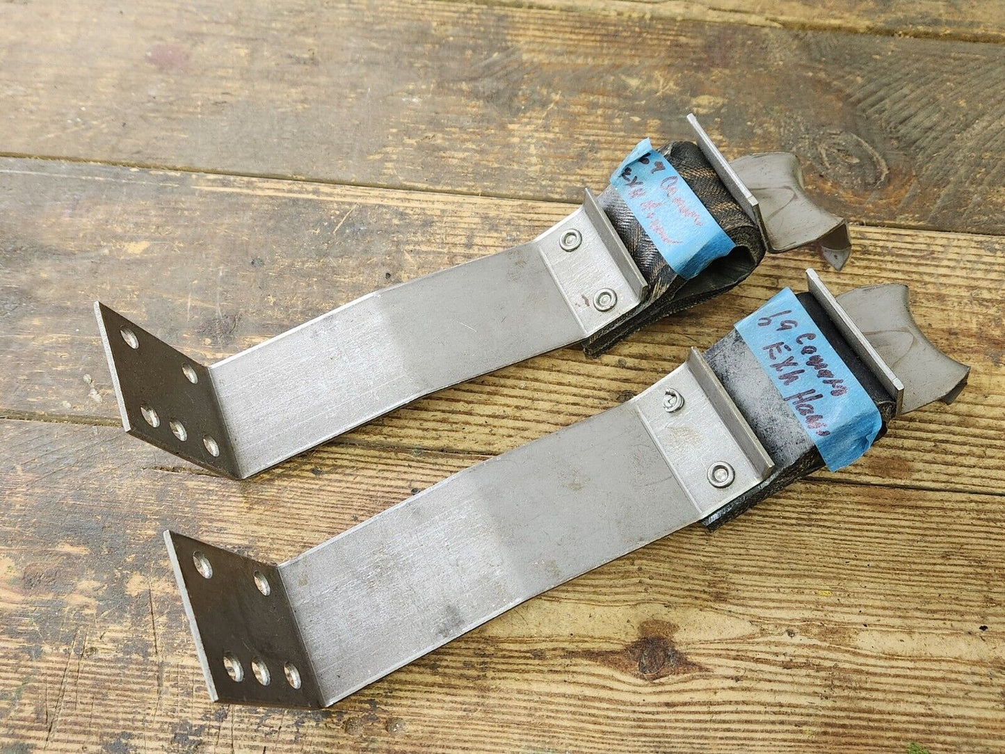 NEW 1967 1968 1969 SS Z28 Trans Am Muffler Pipe Exhaust Hanger Pair