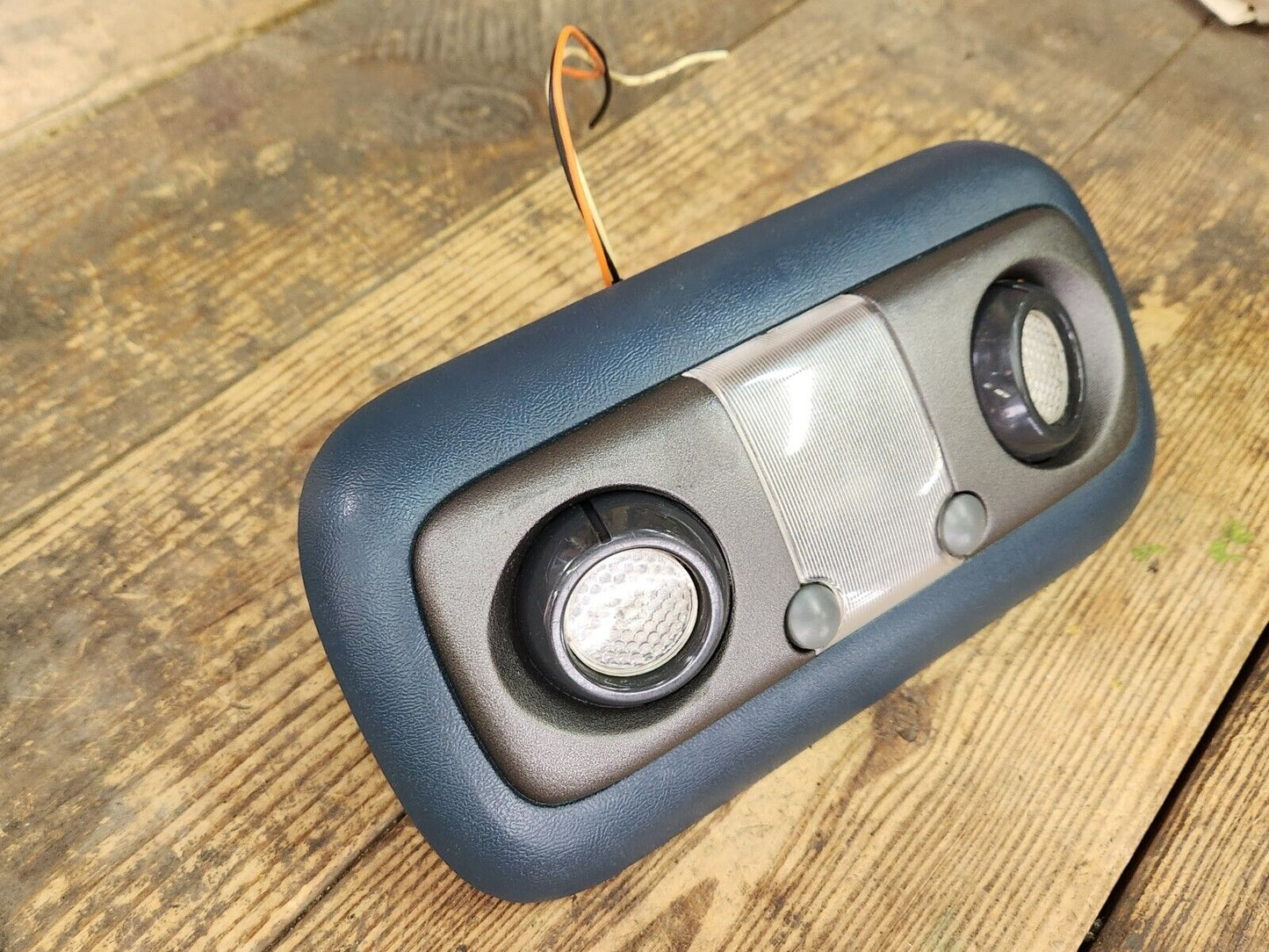 94-99 Chevy Suburban Tahoe Yukon Dome Light Map Reading OEM Blue 15725071