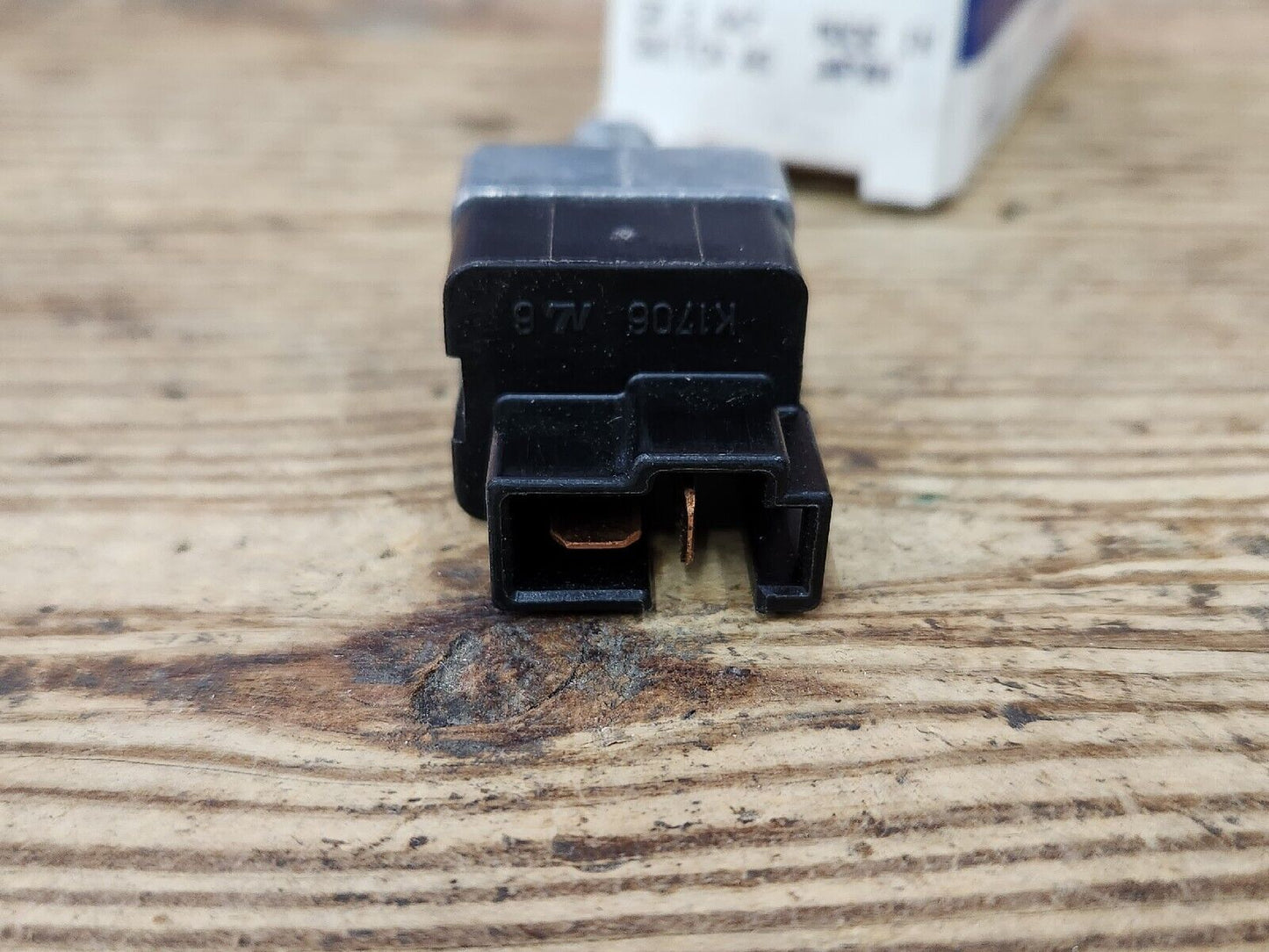 NEW 1989-2004 CHEVY & PONTIAC BRAKE LIGHT SWITCH NOS OEM AC # D879A GM 30014186